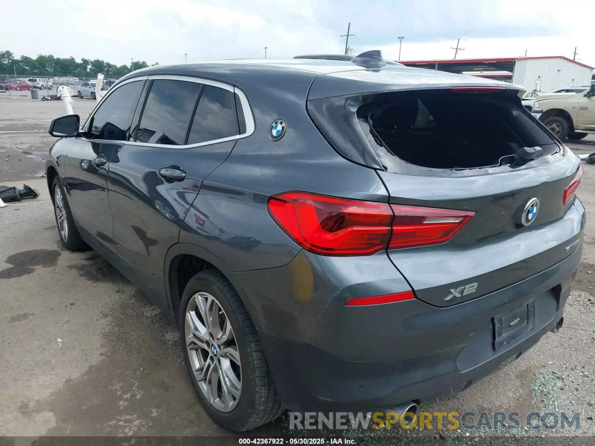 3 Photograph of a damaged car WBXYJ3C57KEP77308 BMW X2 2019