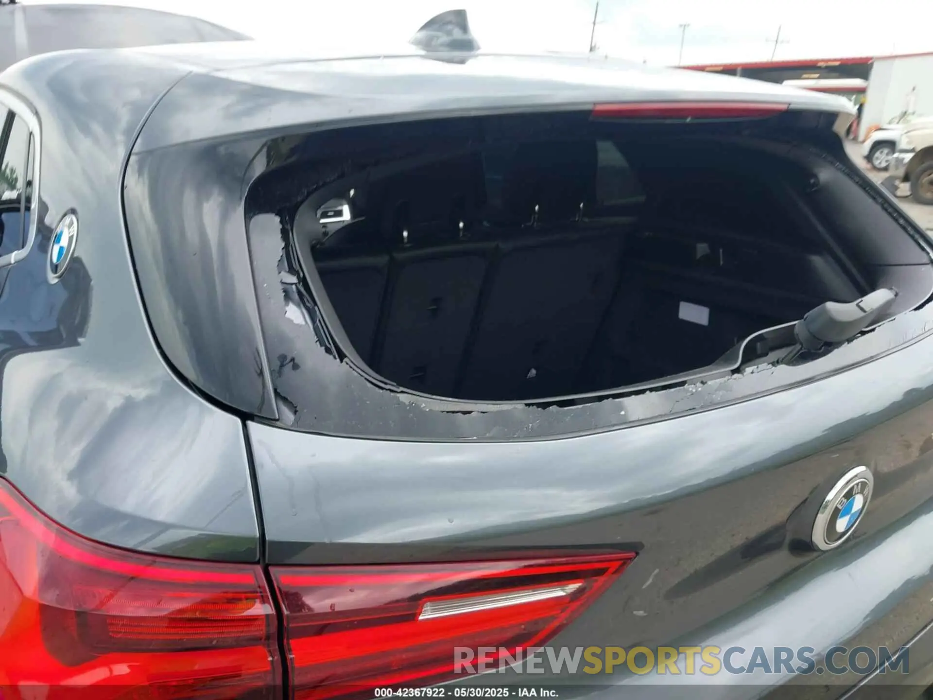 6 Photograph of a damaged car WBXYJ3C57KEP77308 BMW X2 2019