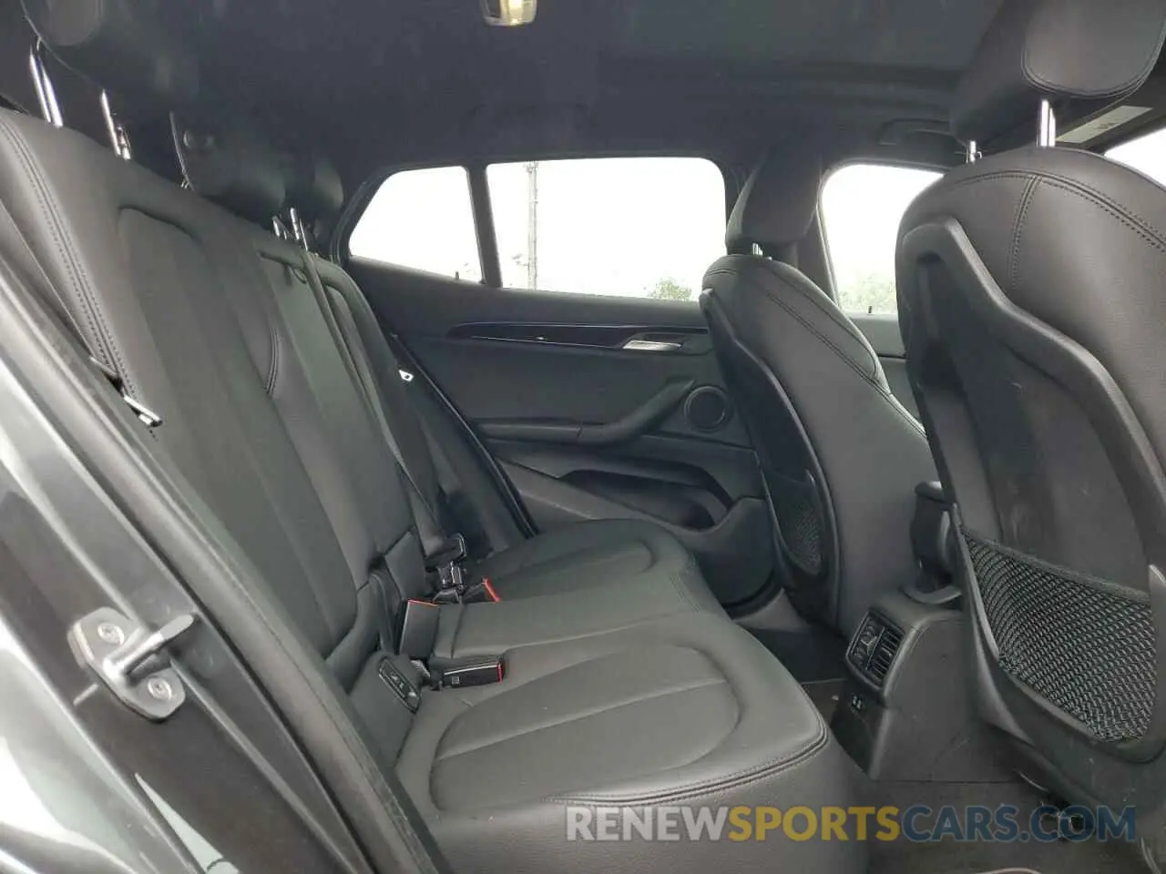 11 Photograph of a damaged car WBXYJ3C58KEP77303 BMW X2 2019