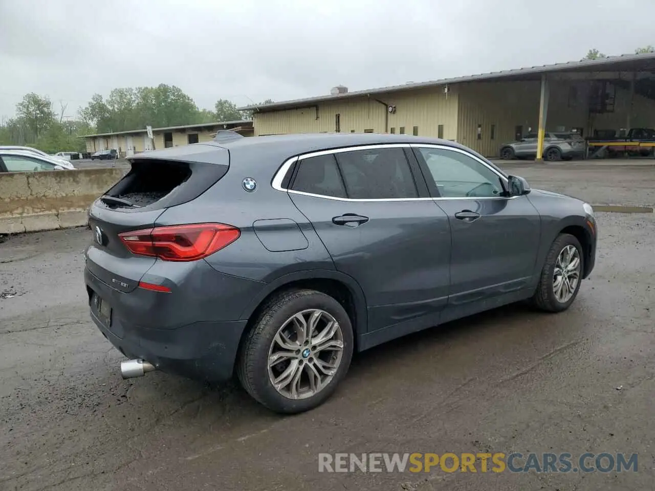 3 Photograph of a damaged car WBXYJ3C58KEP77303 BMW X2 2019