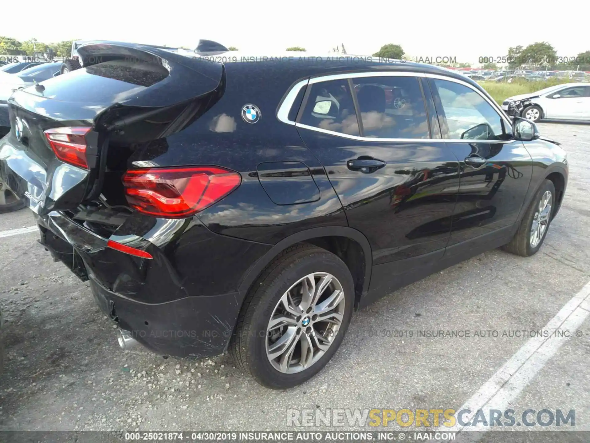 4 Photograph of a damaged car WBXYJ3C59KEP77097 BMW X2 2019