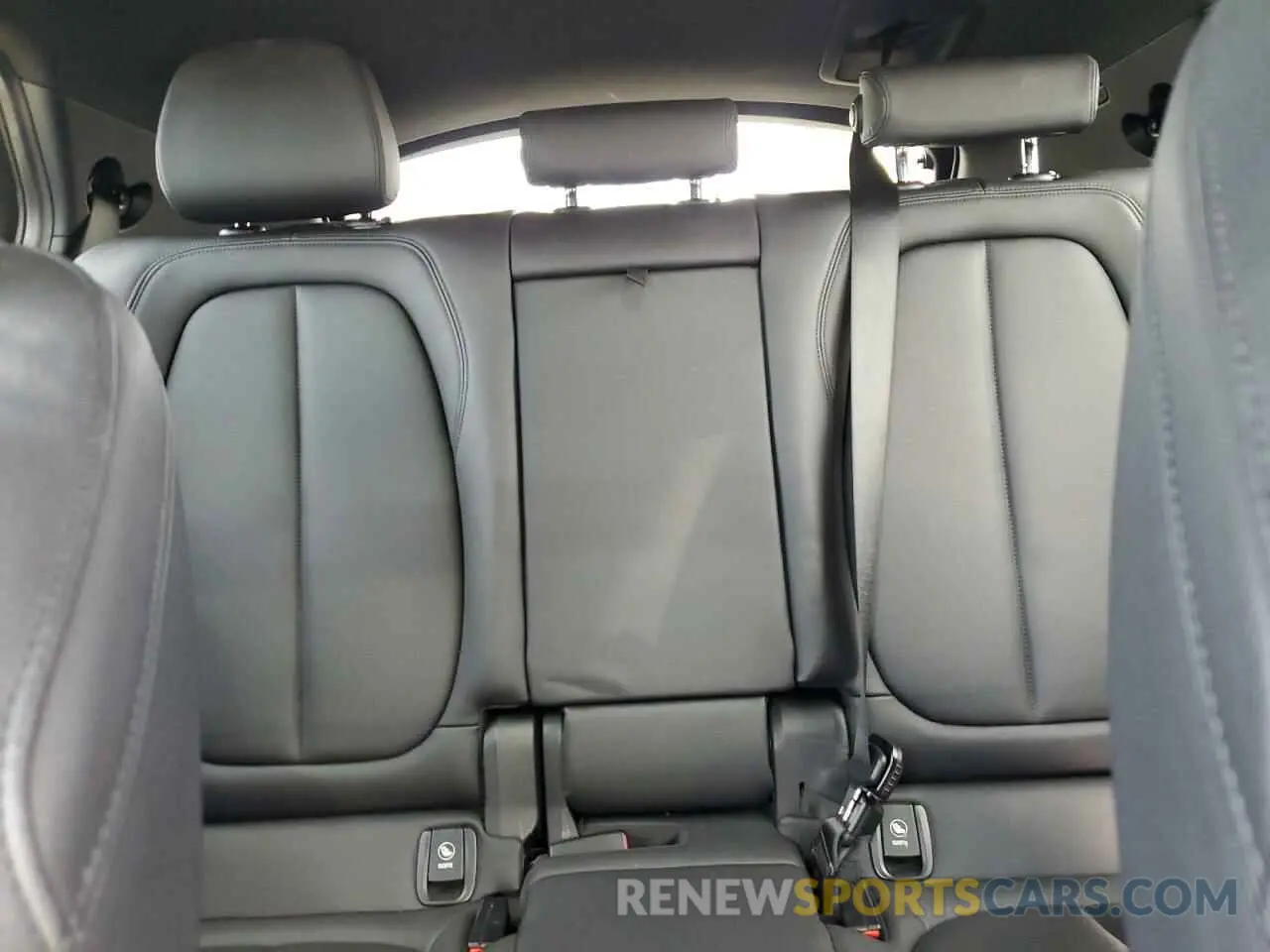 10 Photograph of a damaged car WBXYJ3C59KEP77102 BMW X2 2019