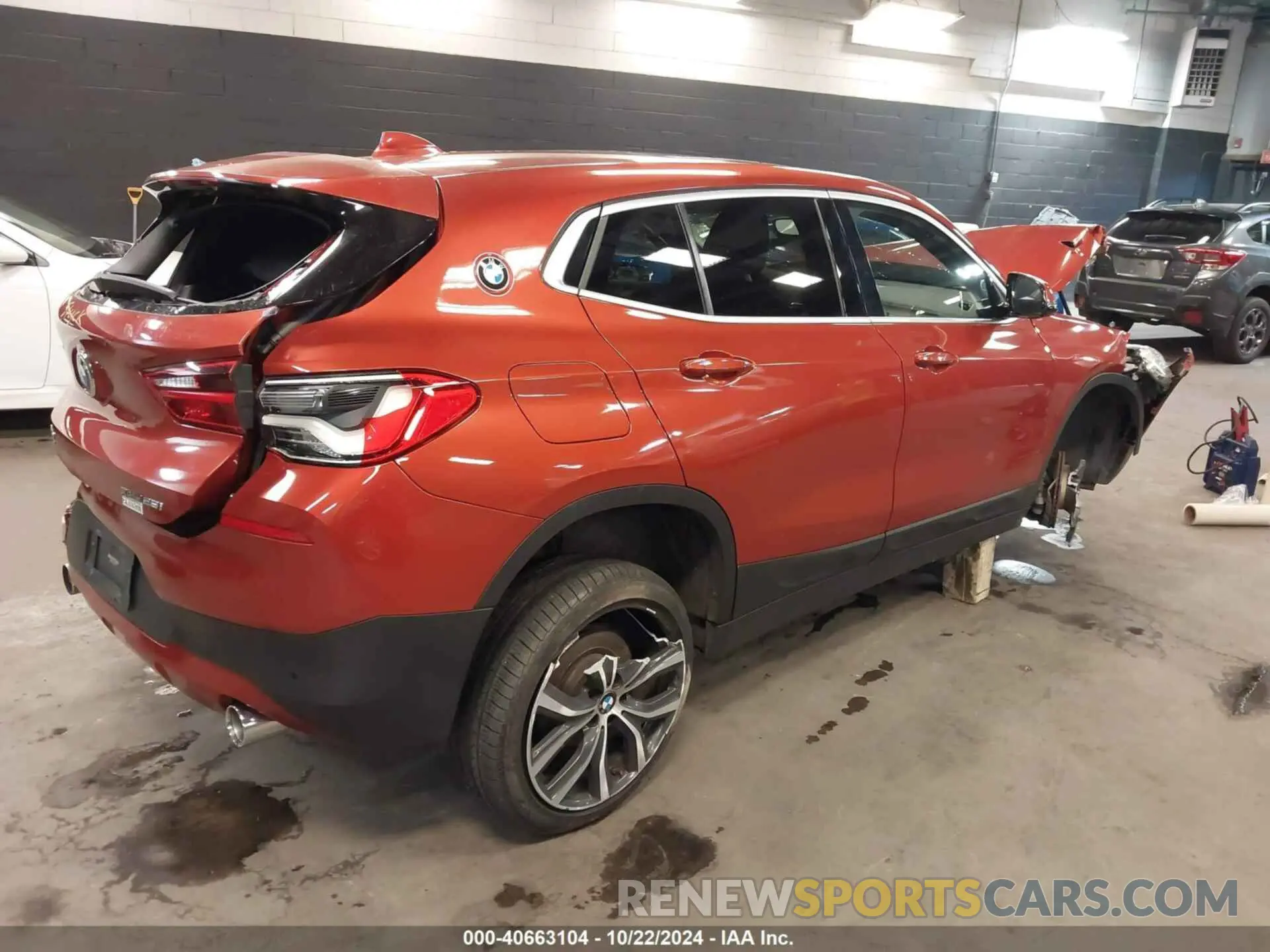 4 Photograph of a damaged car WBXYJ5C51K5N36971 BMW X2 2019