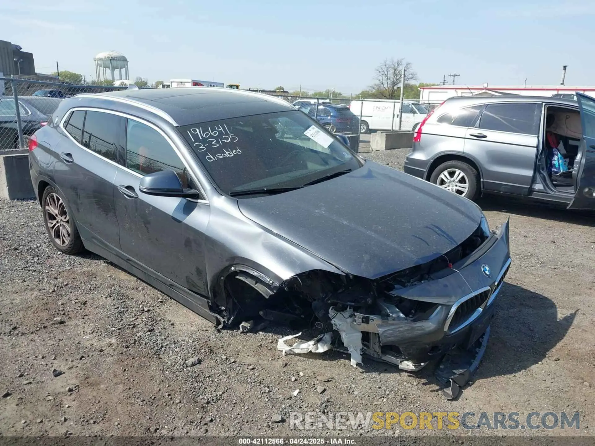 1 Photograph of a damaged car WBXYJ5C52K5N38986 BMW X2 2019