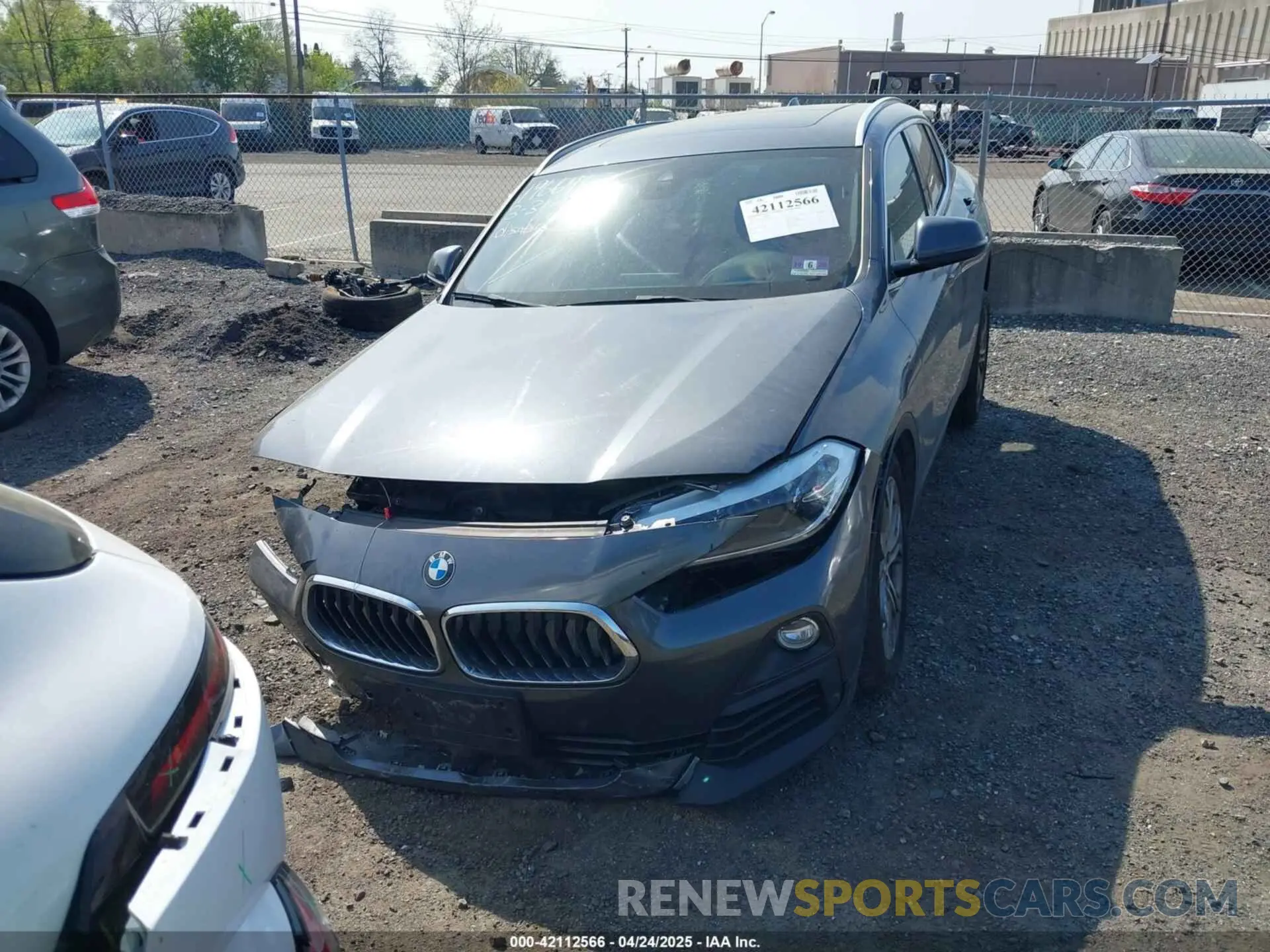 11 Photograph of a damaged car WBXYJ5C52K5N38986 BMW X2 2019
