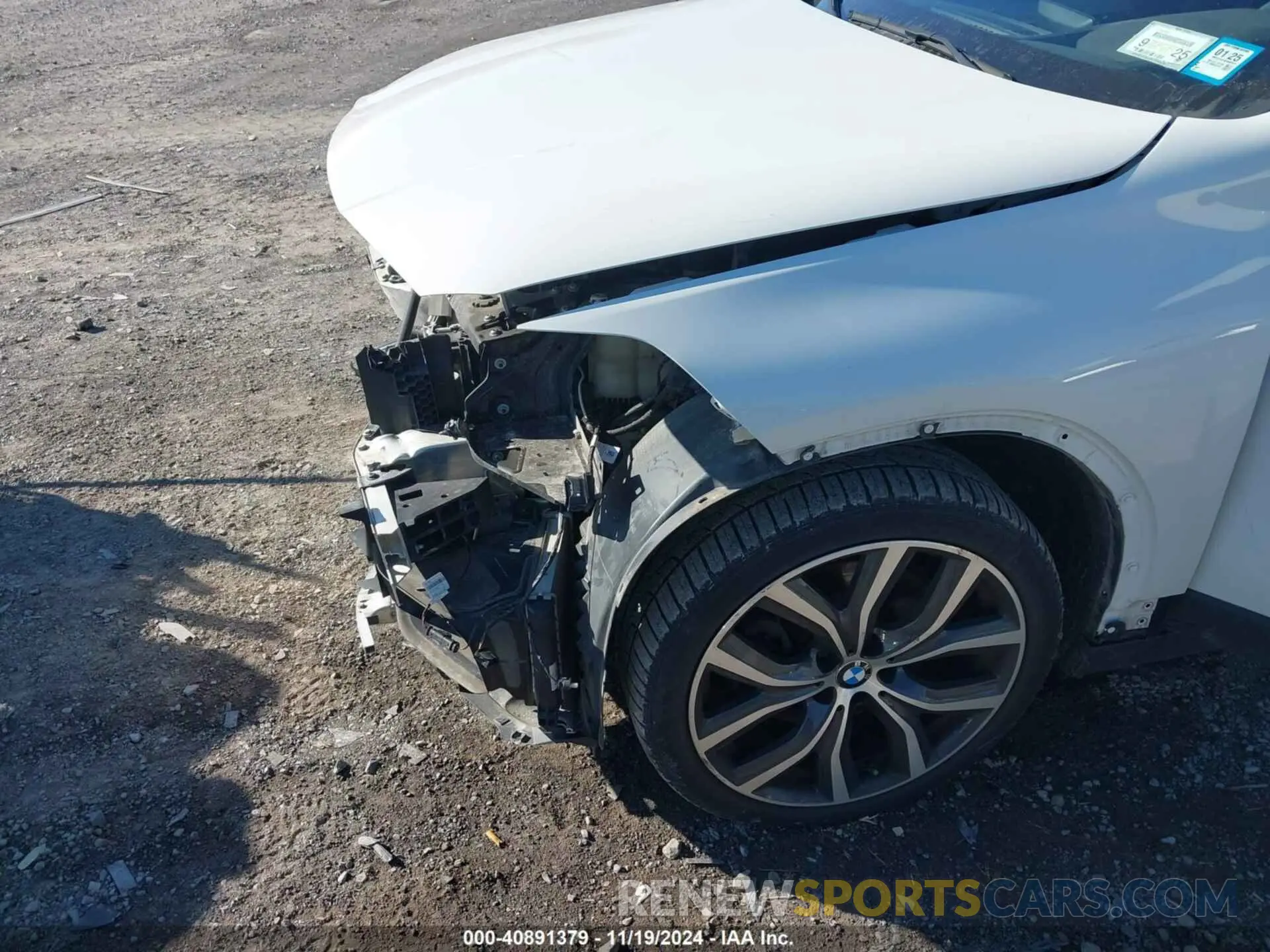 6 Photograph of a damaged car WBXYJ5C54K5N63579 BMW X2 2019
