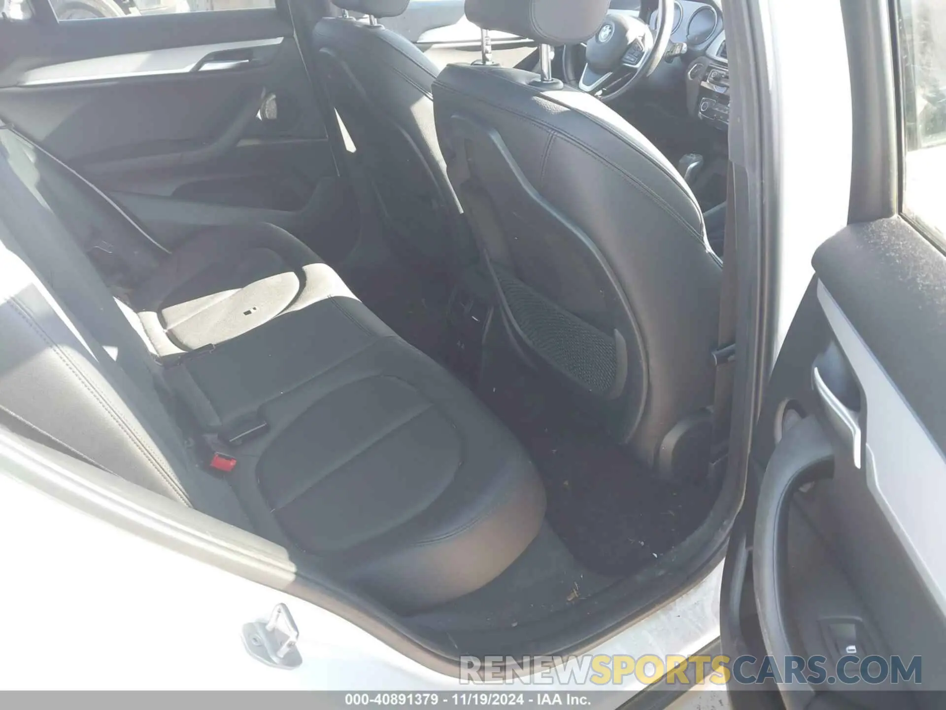 8 Photograph of a damaged car WBXYJ5C54K5N63579 BMW X2 2019