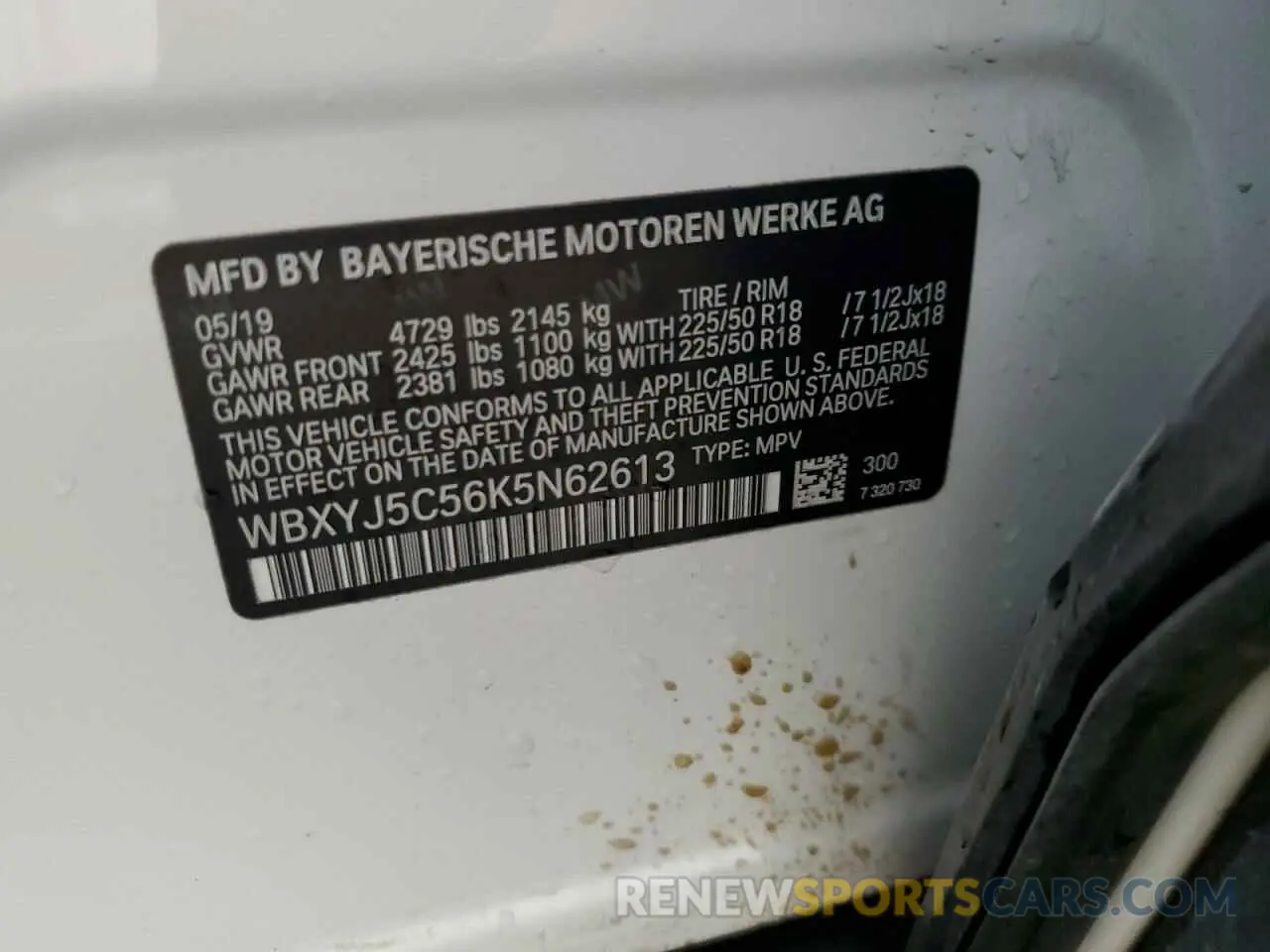 12 Photograph of a damaged car WBXYJ5C56K5N62613 BMW X2 2019