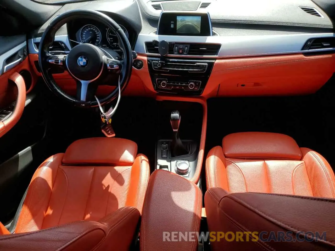8 Photograph of a damaged car WBXYJ5C57K5N74804 BMW X2 2019