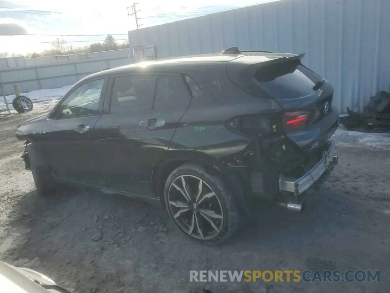 2 Photograph of a damaged car WBXYJ5C57KEF83523 BMW X2 2019