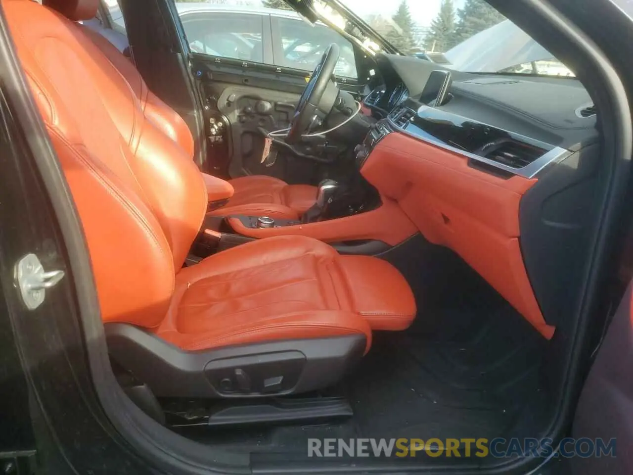 7 Photograph of a damaged car WBXYJ5C57KEF83523 BMW X2 2019