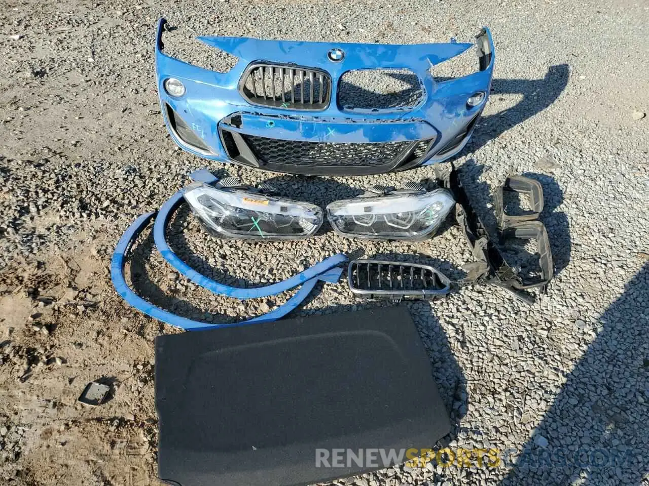 12 Photograph of a damaged car WBXYN1C58KEF29340 BMW X2 2019