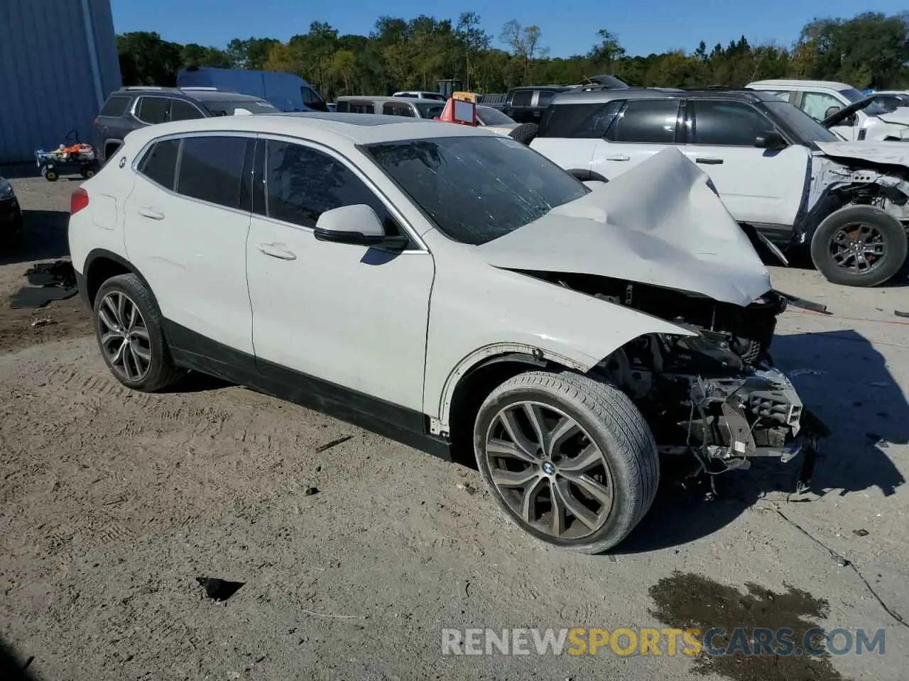 4 Photograph of a damaged car WBXYH9C01L5P45989 BMW X2 2020