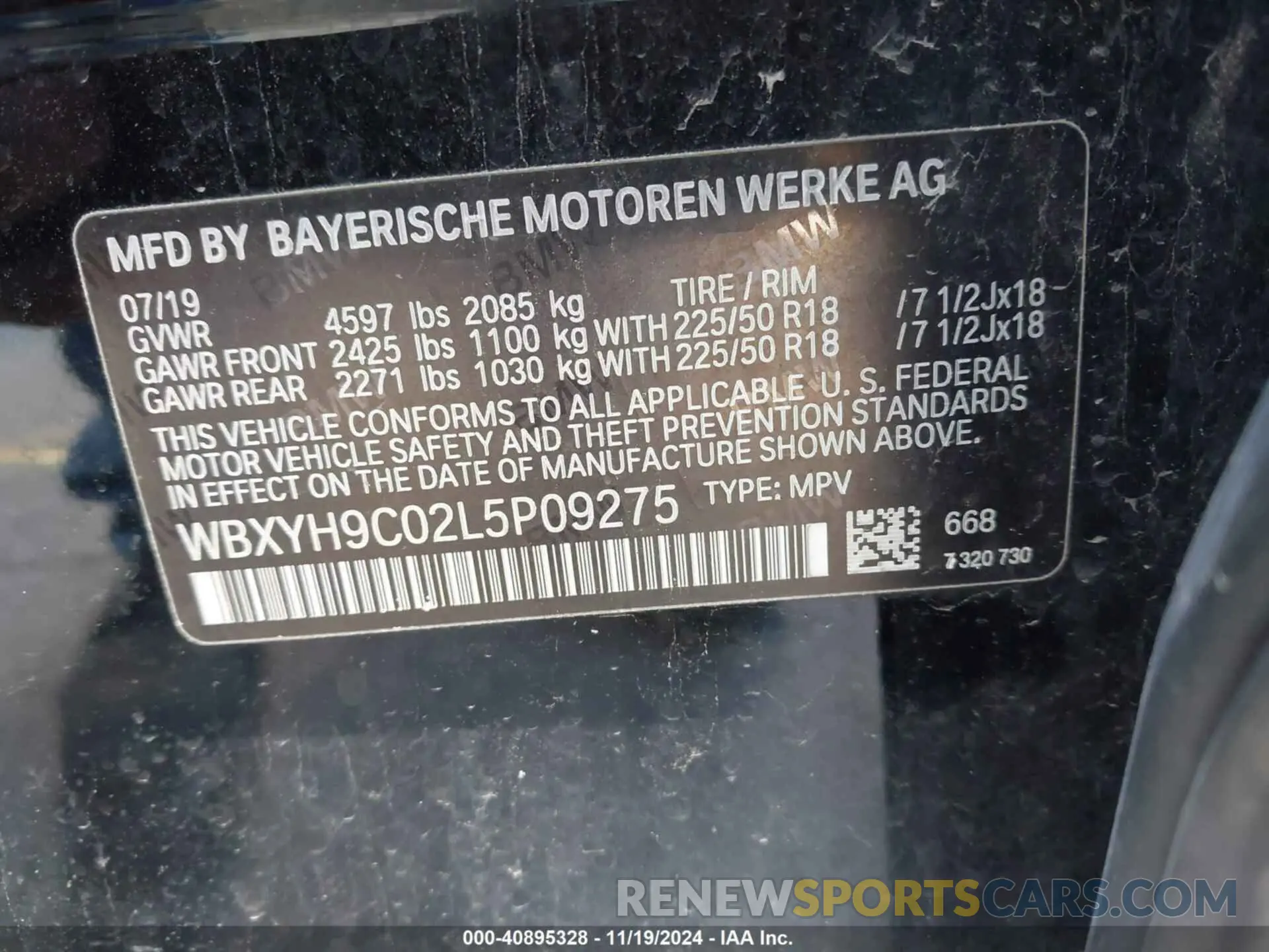 9 Photograph of a damaged car WBXYH9C02L5P09275 BMW X2 2020