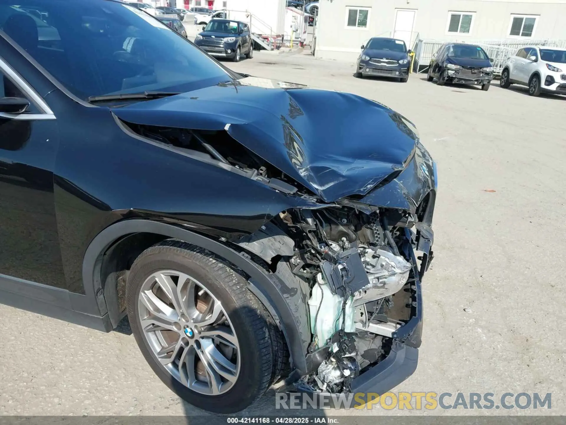 6 Photograph of a damaged car WBXYH9C03L5P15456 BMW X2 2020