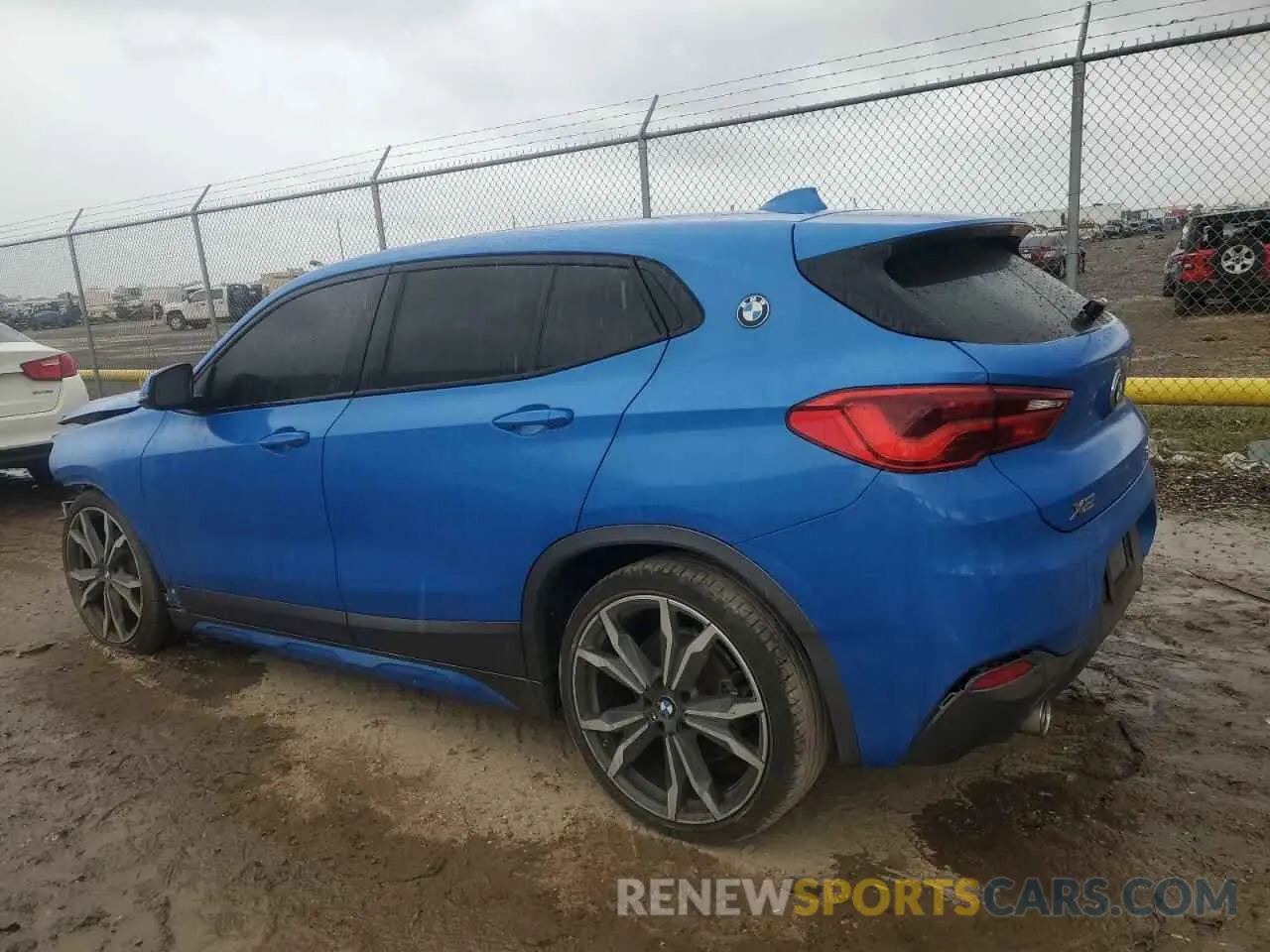 2 Photograph of a damaged car WBXYH9C03L5P24335 BMW X2 2020