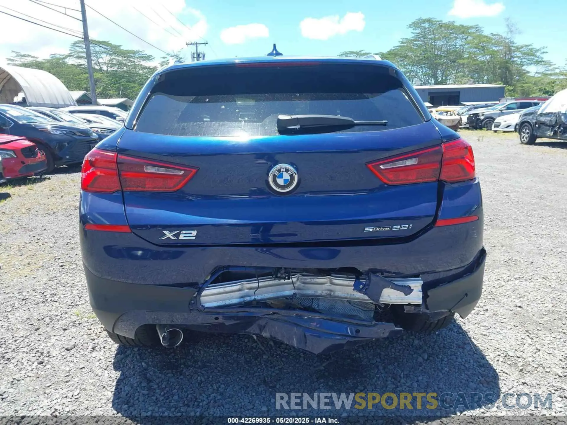 16 Photograph of a damaged car WBXYH9C05L5P25132 BMW X2 2020