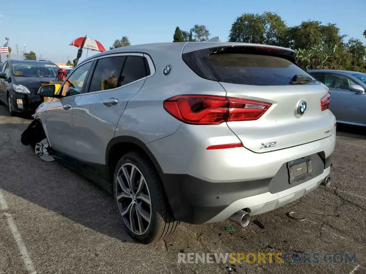 3 Photograph of a damaged car WBXYH9C05L5P80714 BMW X2 2020