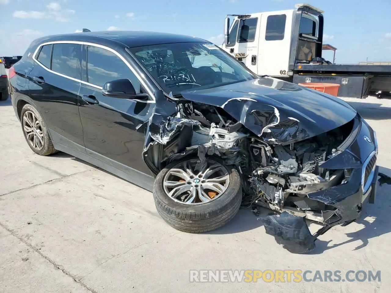 4 Photograph of a damaged car WBXYH9C05L5R16811 BMW X2 2020