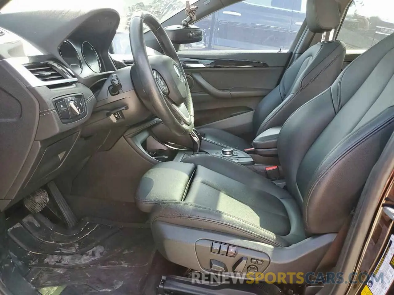7 Photograph of a damaged car WBXYH9C05L5R16811 BMW X2 2020