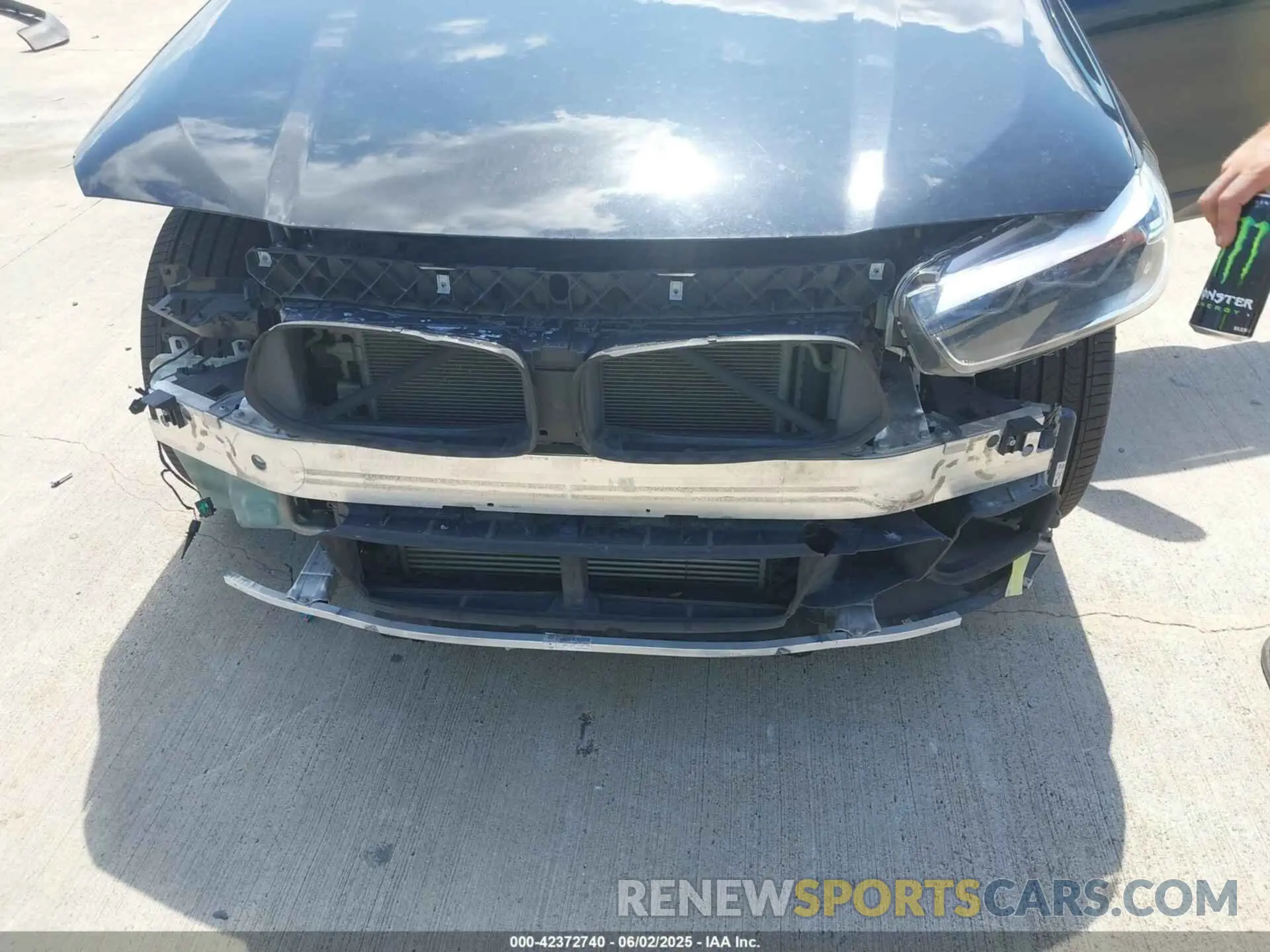 6 Photograph of a damaged car WBXYH9C05L5R54748 BMW X2 2020