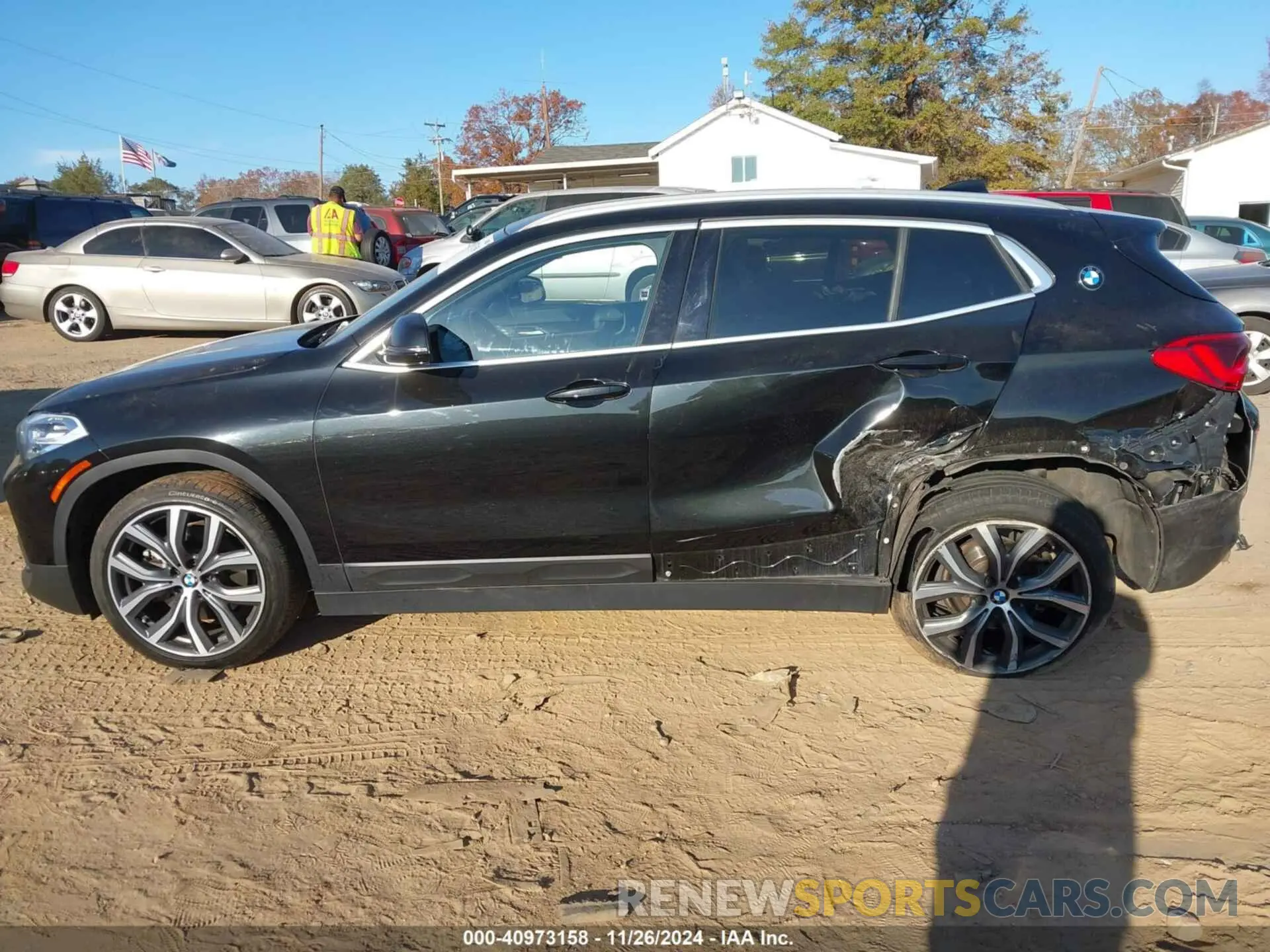 15 Photograph of a damaged car WBXYH9C06L5N94566 BMW X2 2020