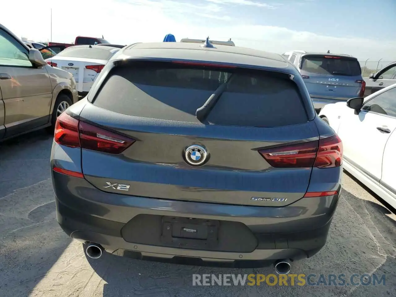 6 Photograph of a damaged car WBXYH9C07L5R57005 BMW X2 2020