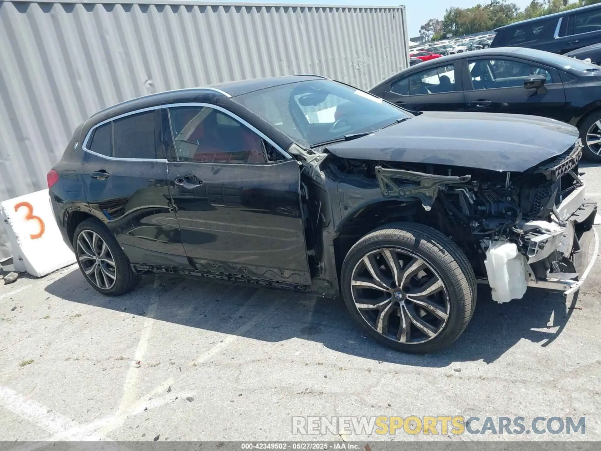 14 Photograph of a damaged car WBXYH9C0XL5R25696 BMW X2 2020