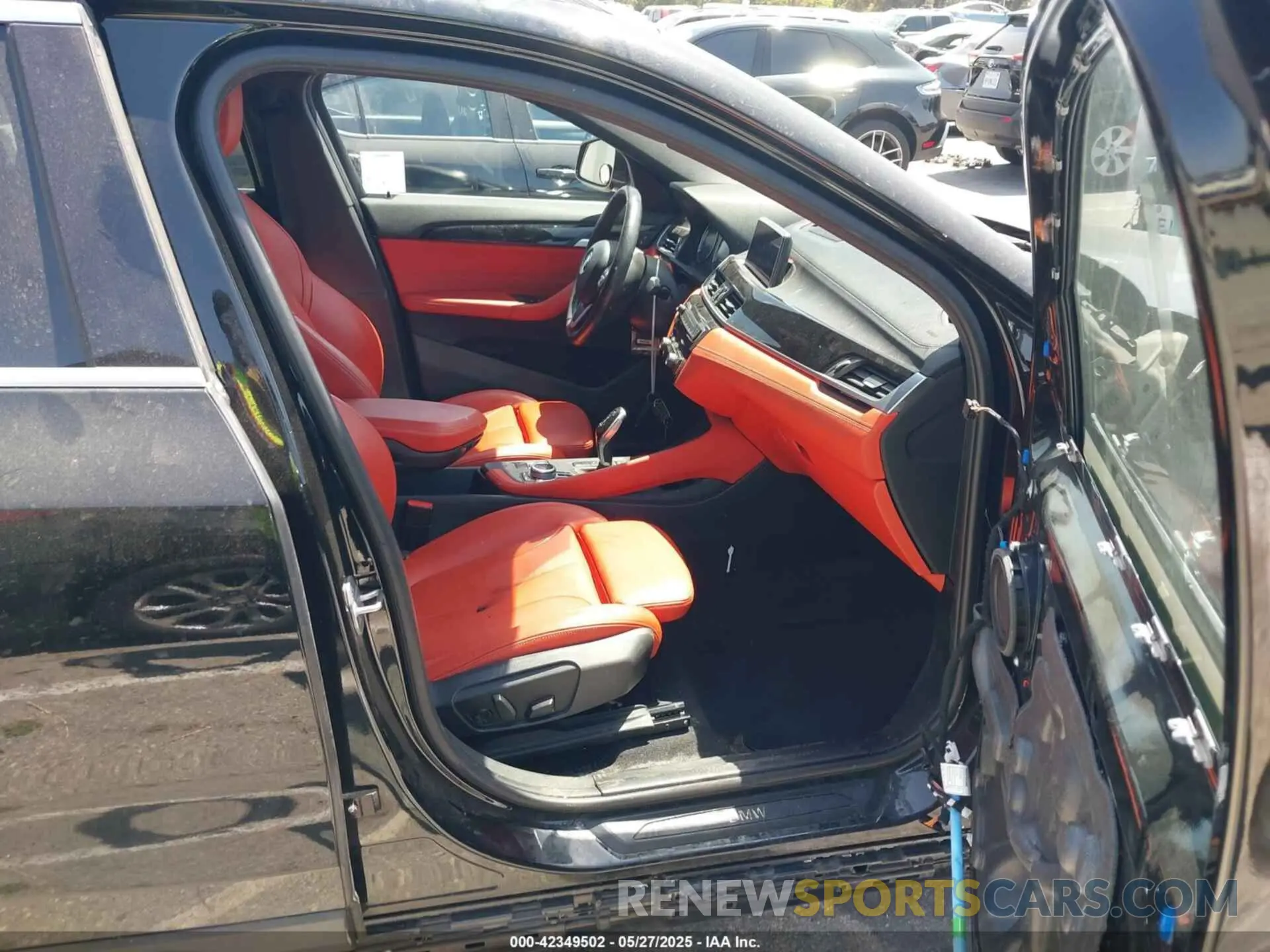 5 Photograph of a damaged car WBXYH9C0XL5R25696 BMW X2 2020