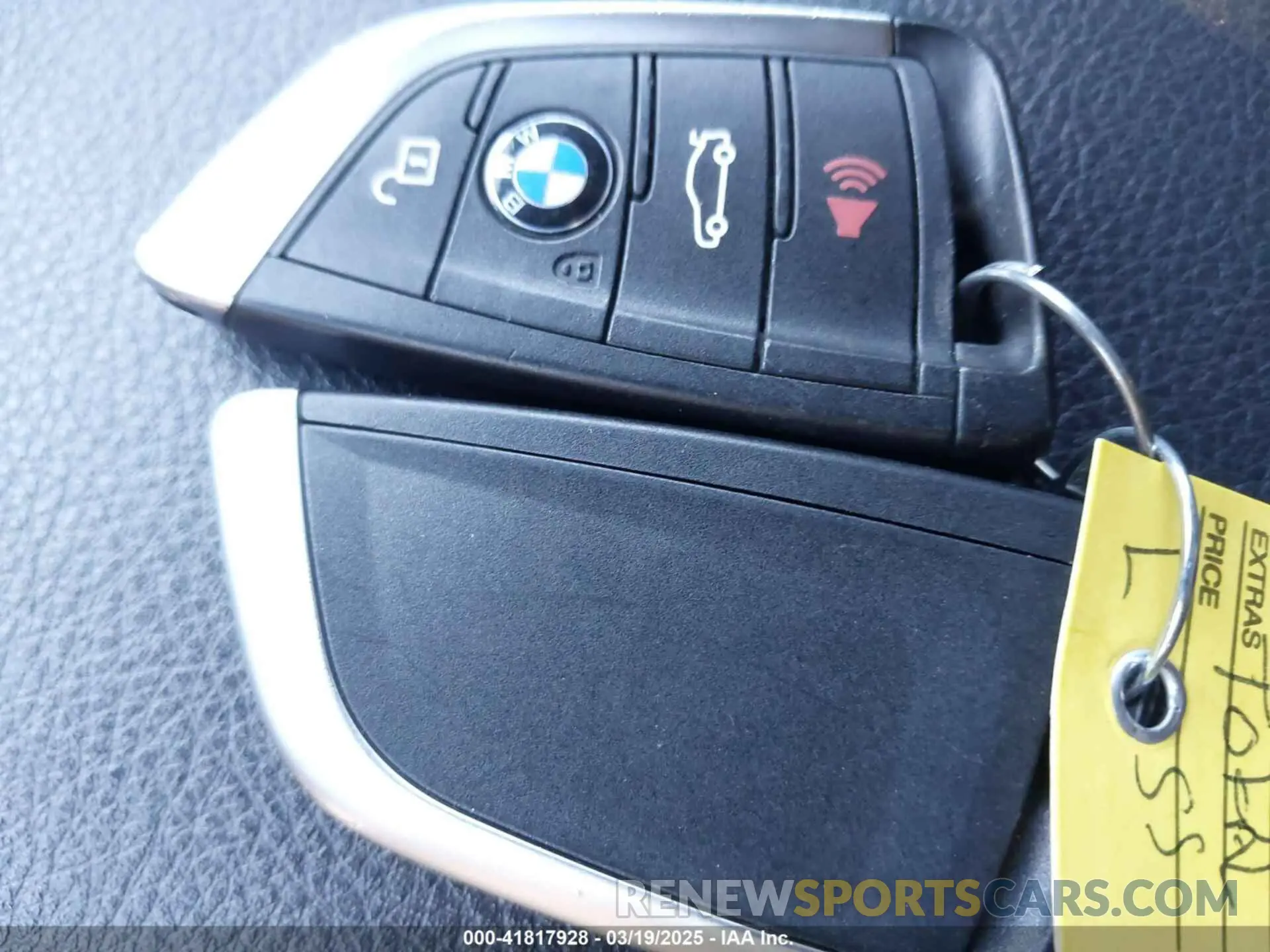 11 Photograph of a damaged car WBXYJ1C02L5P43805 BMW X2 2020