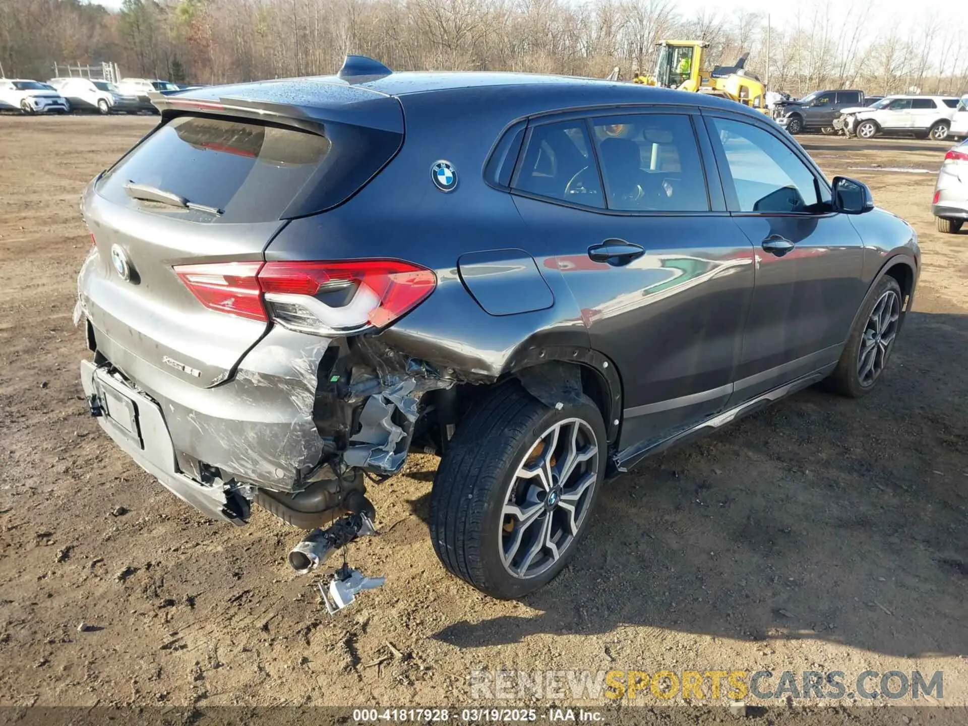 4 Photograph of a damaged car WBXYJ1C02L5P43805 BMW X2 2020