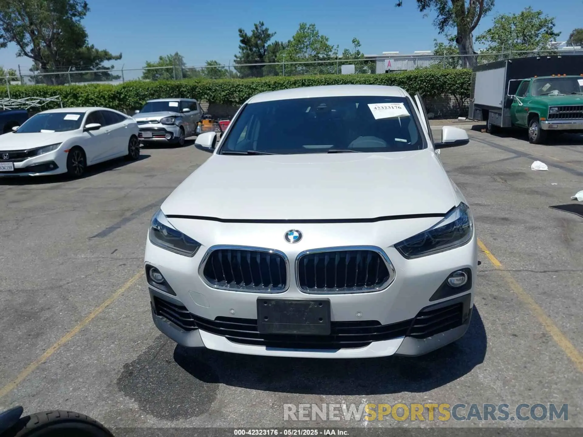 12 Photograph of a damaged car WBXYJ1C03L5N93929 BMW X2 2020