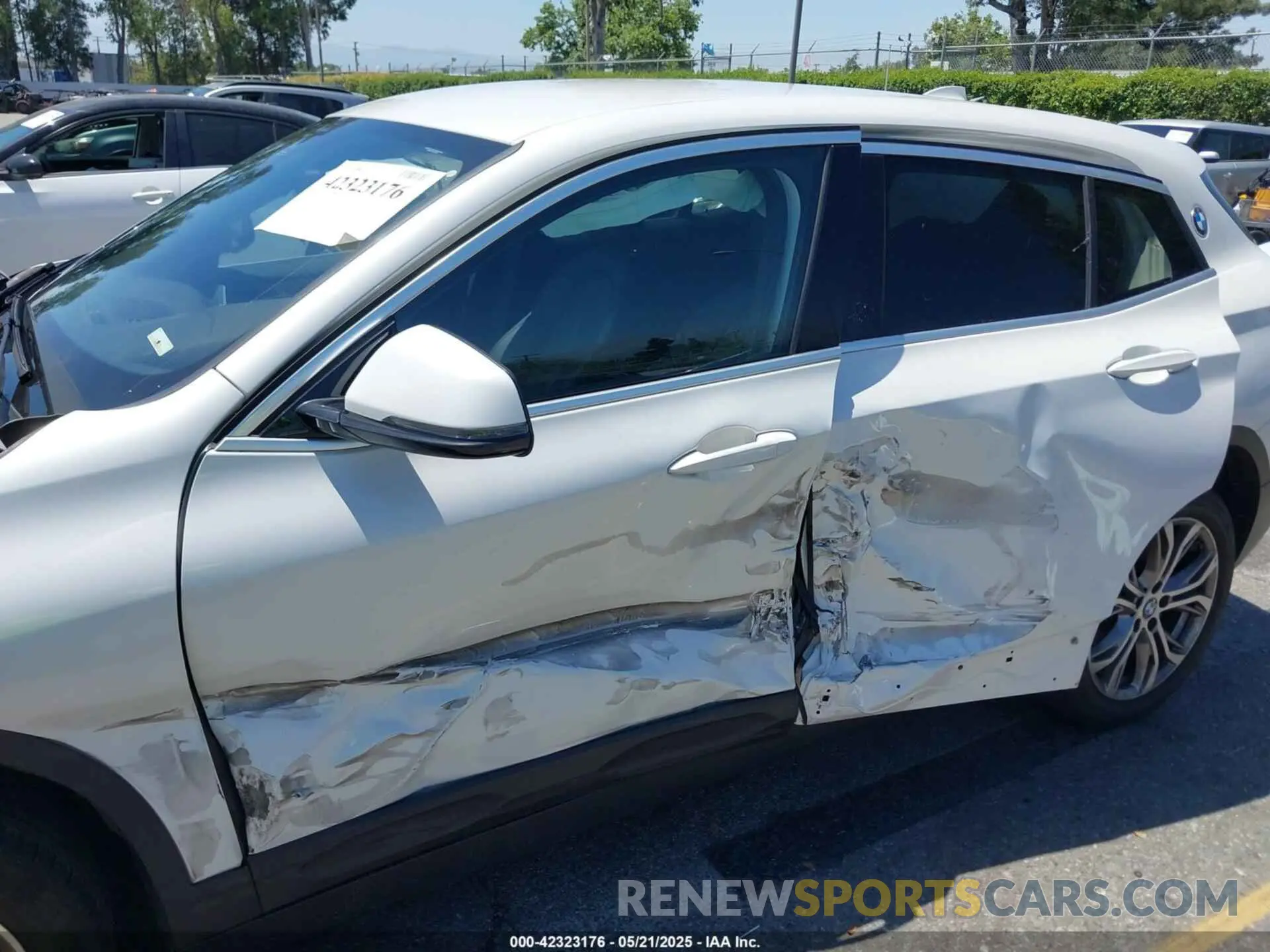 6 Photograph of a damaged car WBXYJ1C03L5N93929 BMW X2 2020