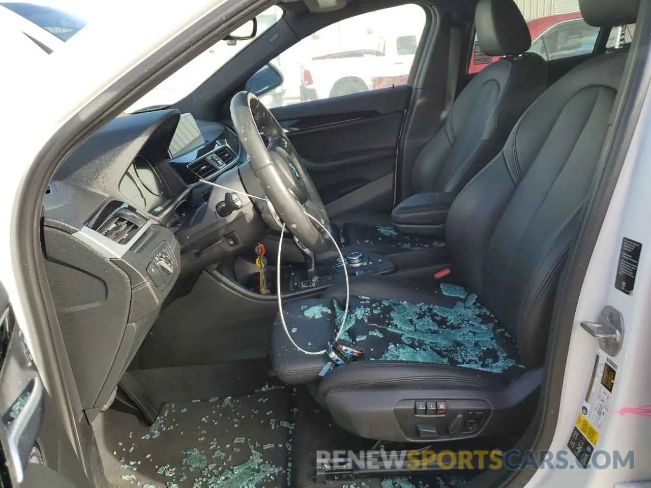 7 Photograph of a damaged car WBXYJ1C03L5R43303 BMW X2 2020
