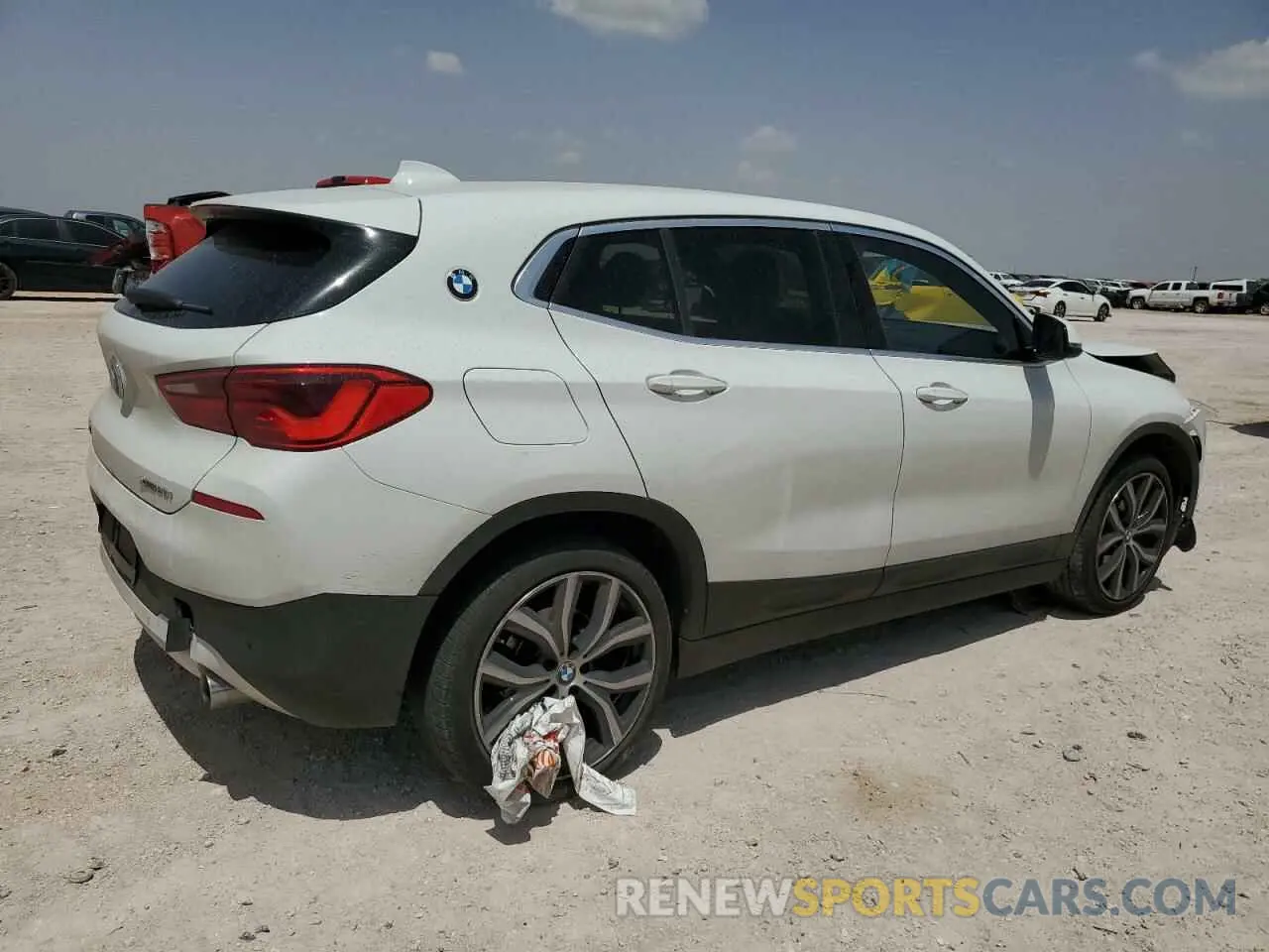 3 Photograph of a damaged car WBXYJ1C04L5P11731 BMW X2 2020