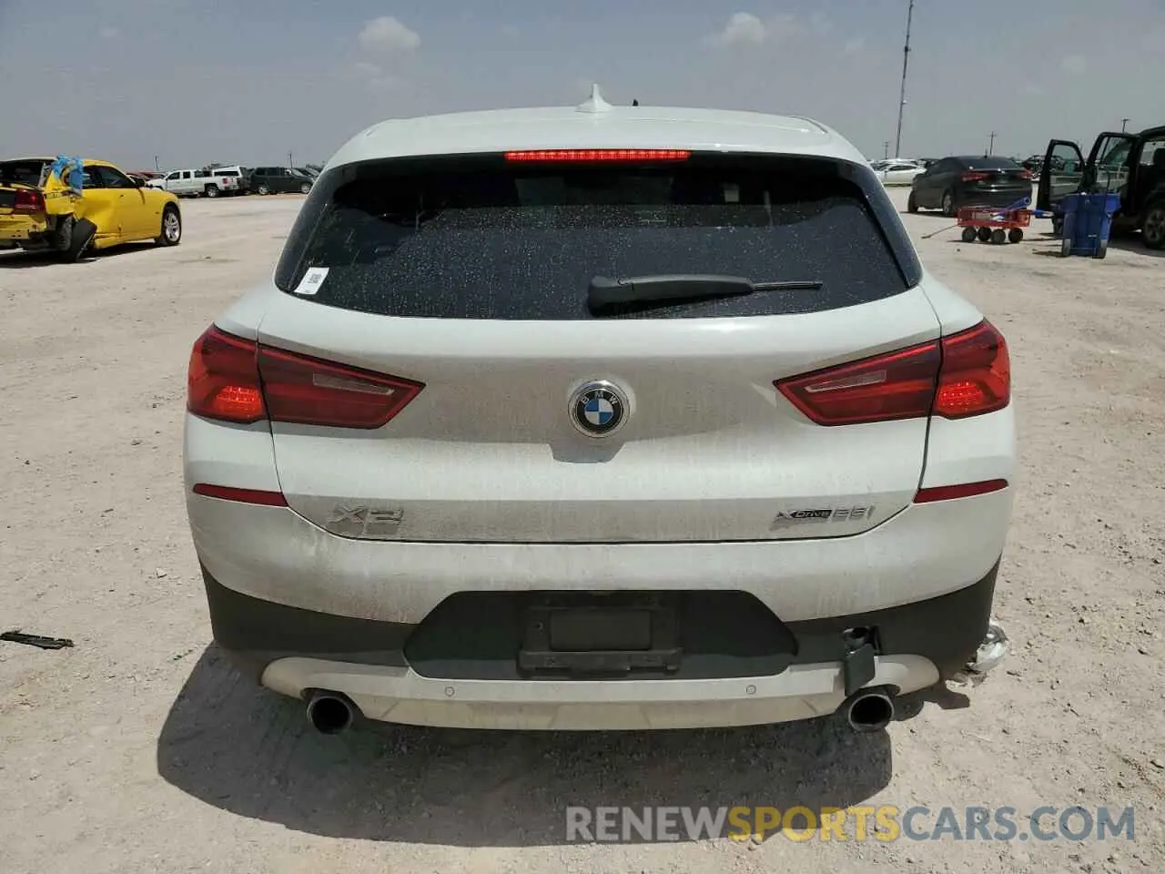 6 Photograph of a damaged car WBXYJ1C04L5P11731 BMW X2 2020