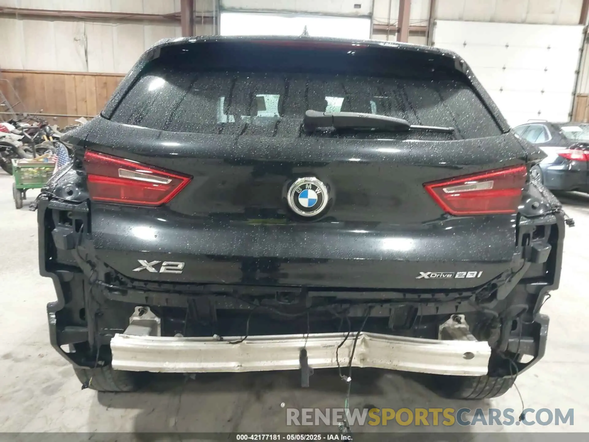 18 Photograph of a damaged car WBXYJ1C04L5P14242 BMW X2 2020