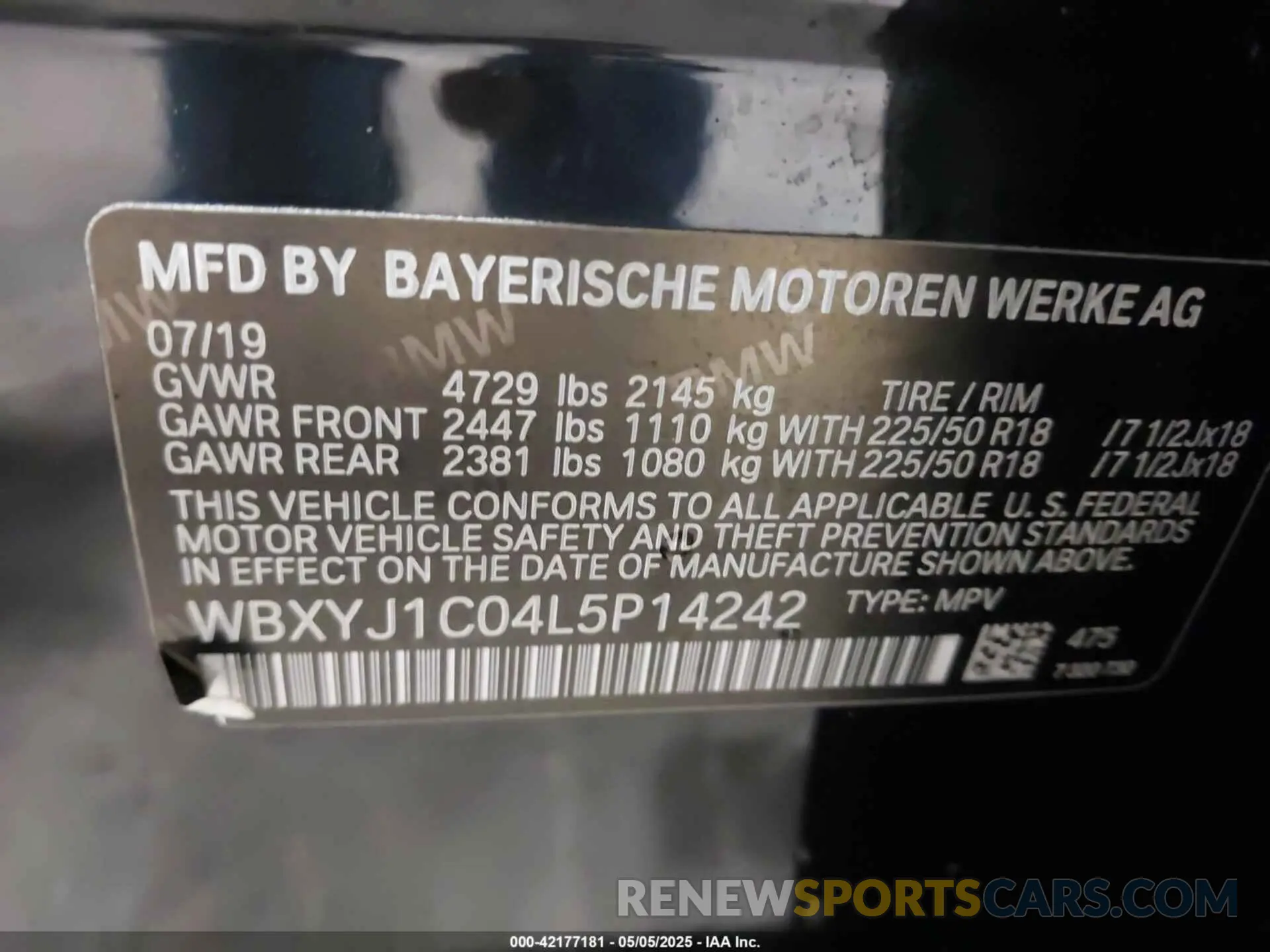 9 Photograph of a damaged car WBXYJ1C04L5P14242 BMW X2 2020