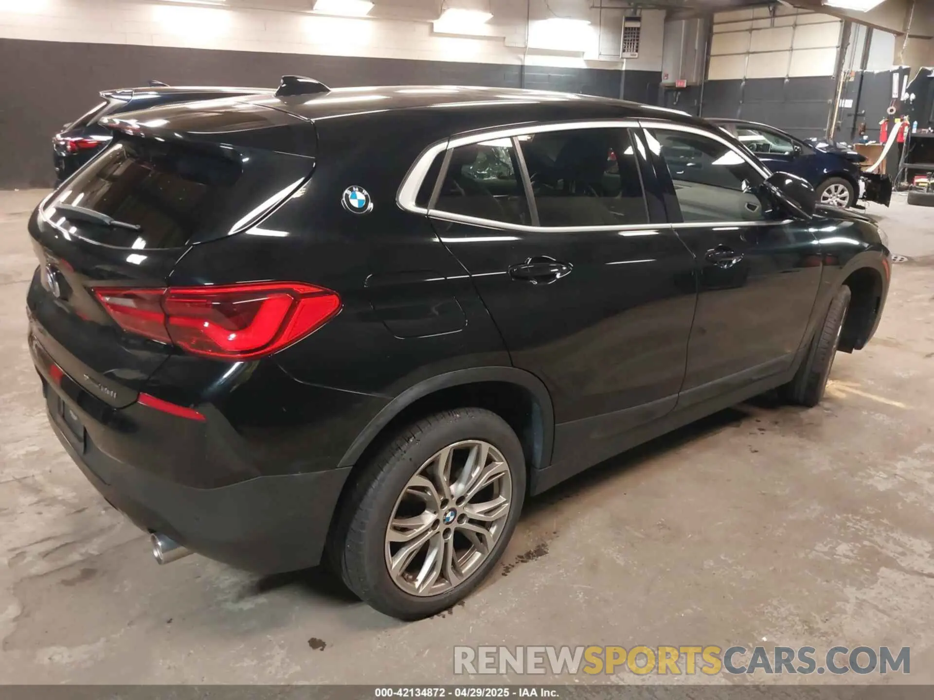 4 Photograph of a damaged car WBXYJ1C05L5P59528 BMW X2 2020