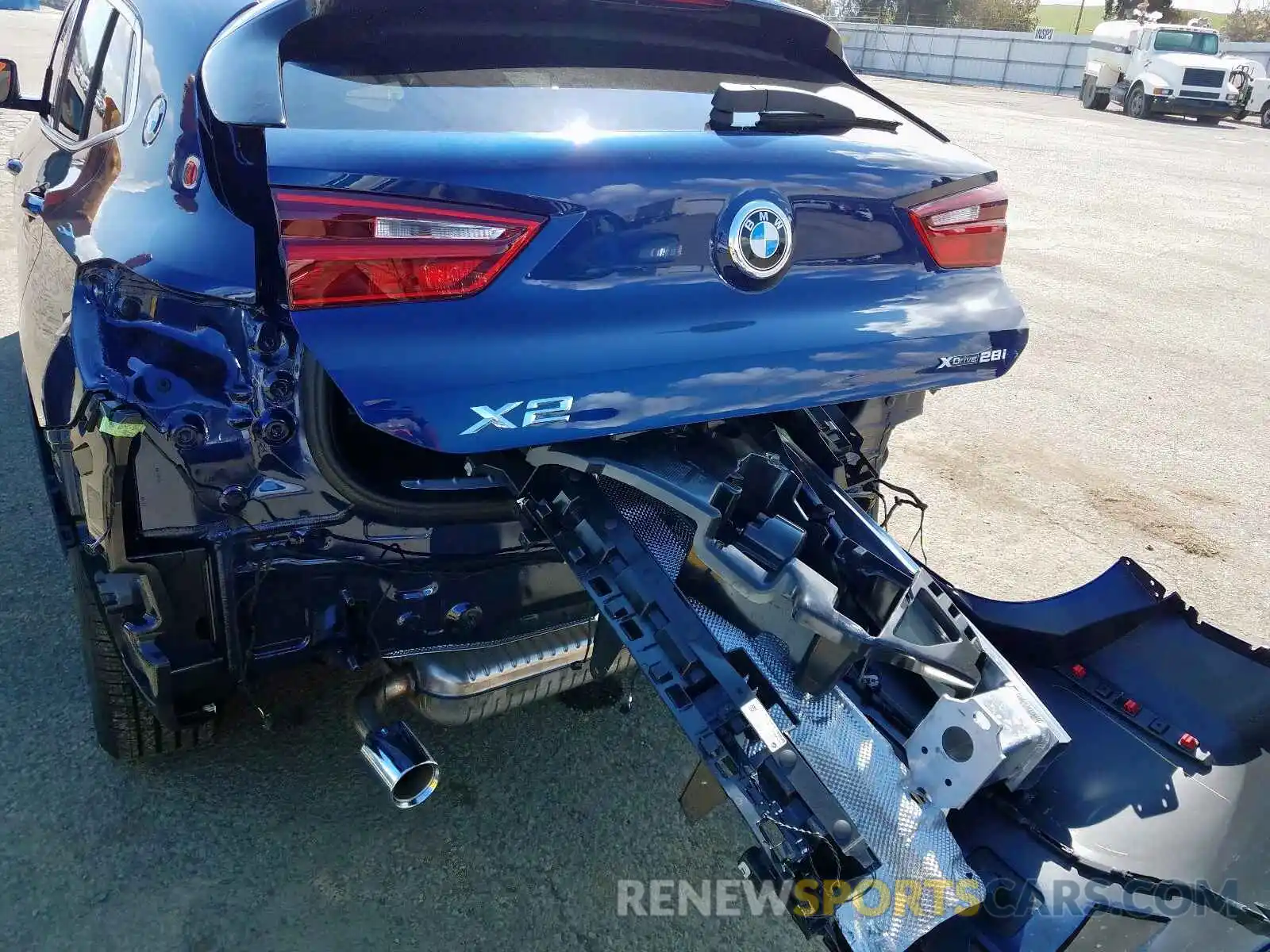 9 Photograph of a damaged car WBXYJ1C06L5R00476 BMW X2 2020