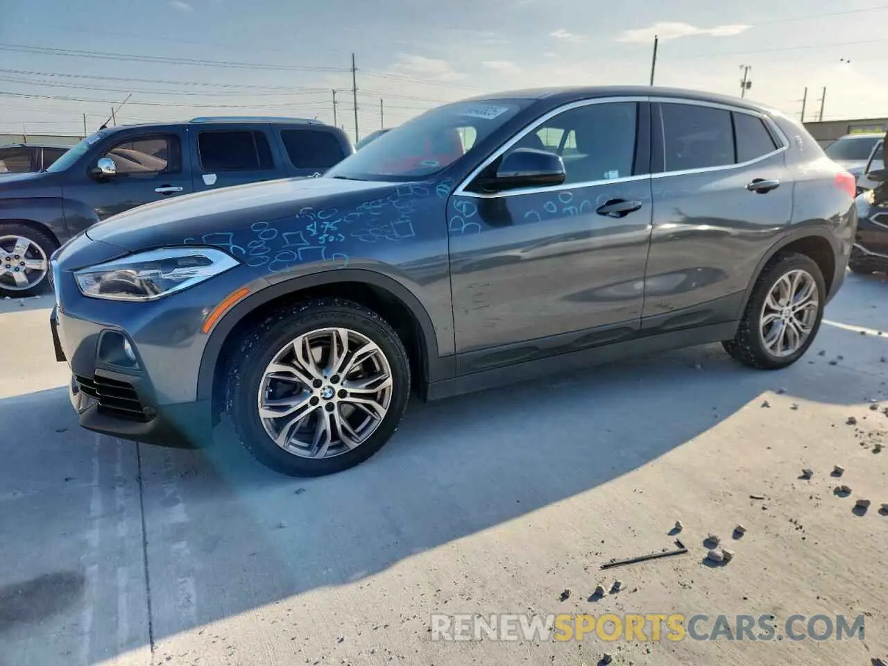 1 Photograph of a damaged car WBXYJ1C07L5N92556 BMW X2 2020
