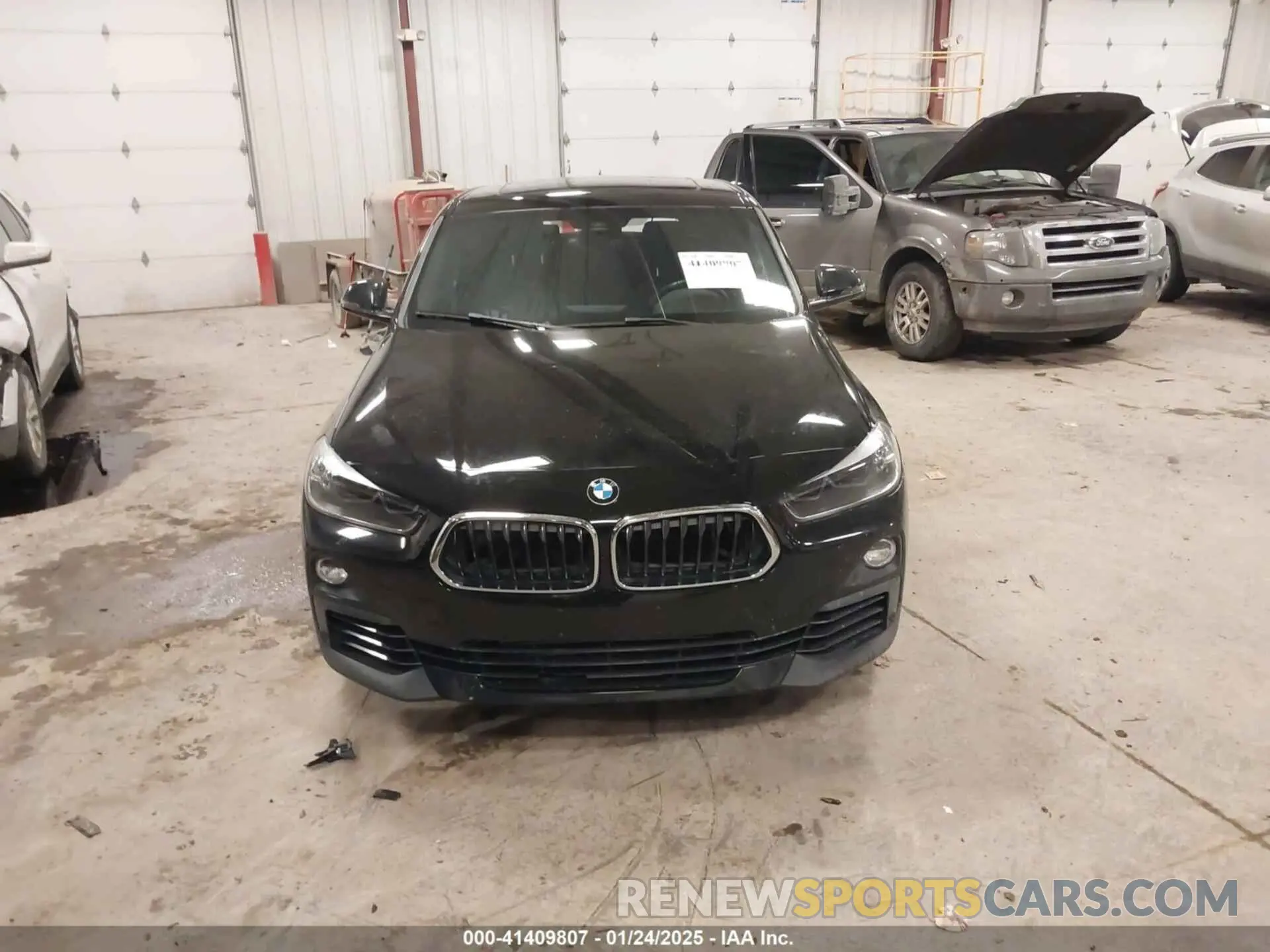 12 Photograph of a damaged car WBXYJ1C07L5R28321 BMW X2 2020