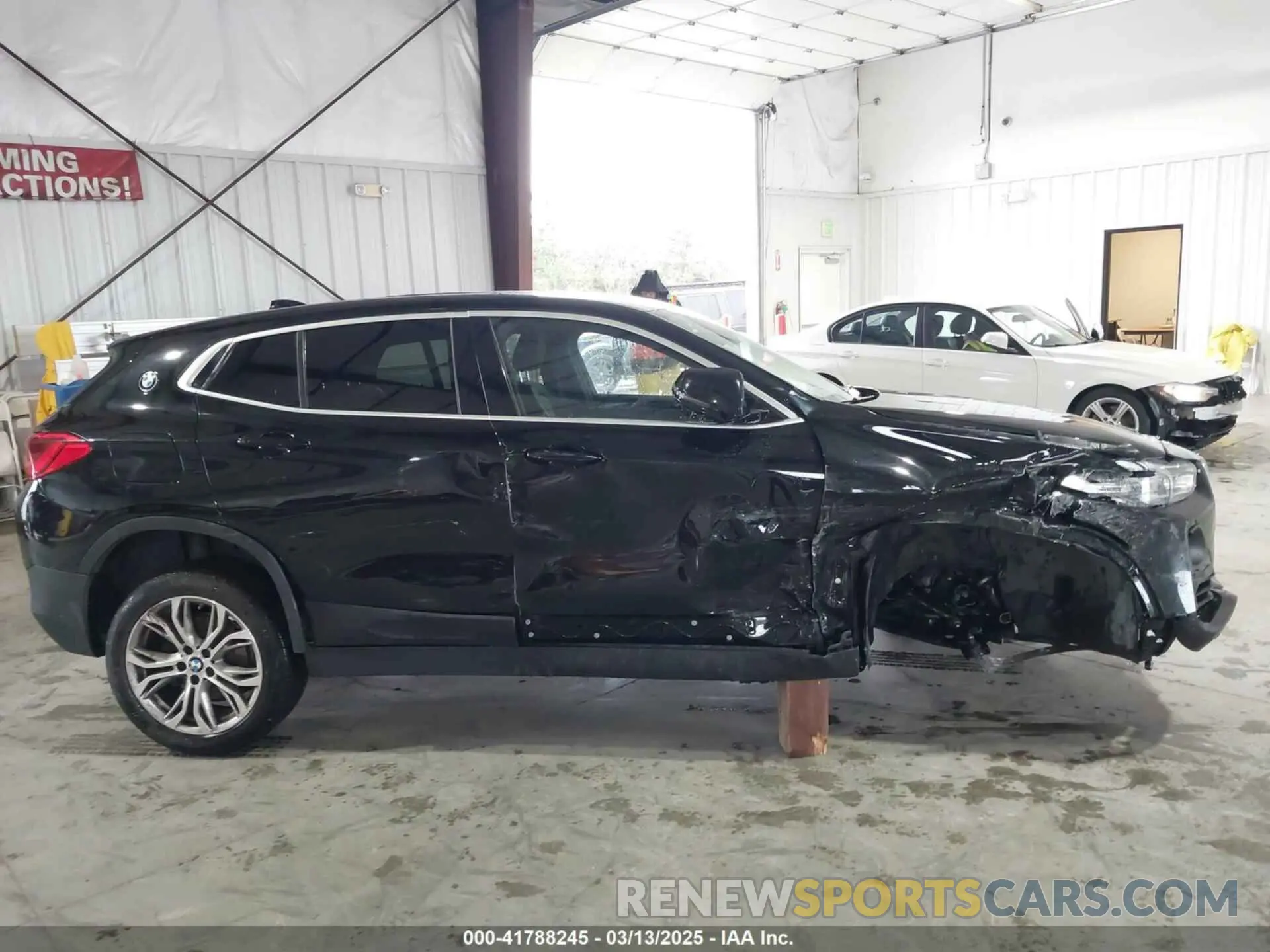 14 Photograph of a damaged car WBXYJ1C08L5P45302 BMW X2 2020
