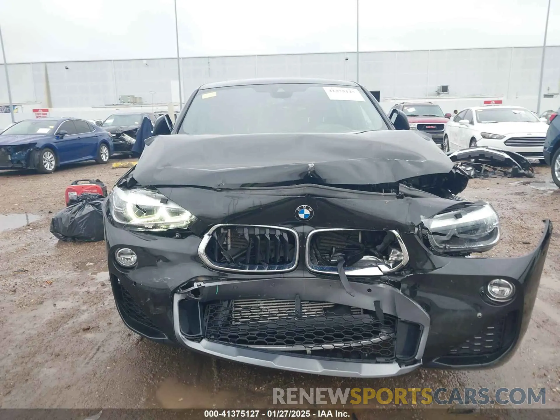 12 Photograph of a damaged car WBXYJ1C09L5R16011 BMW X2 2020