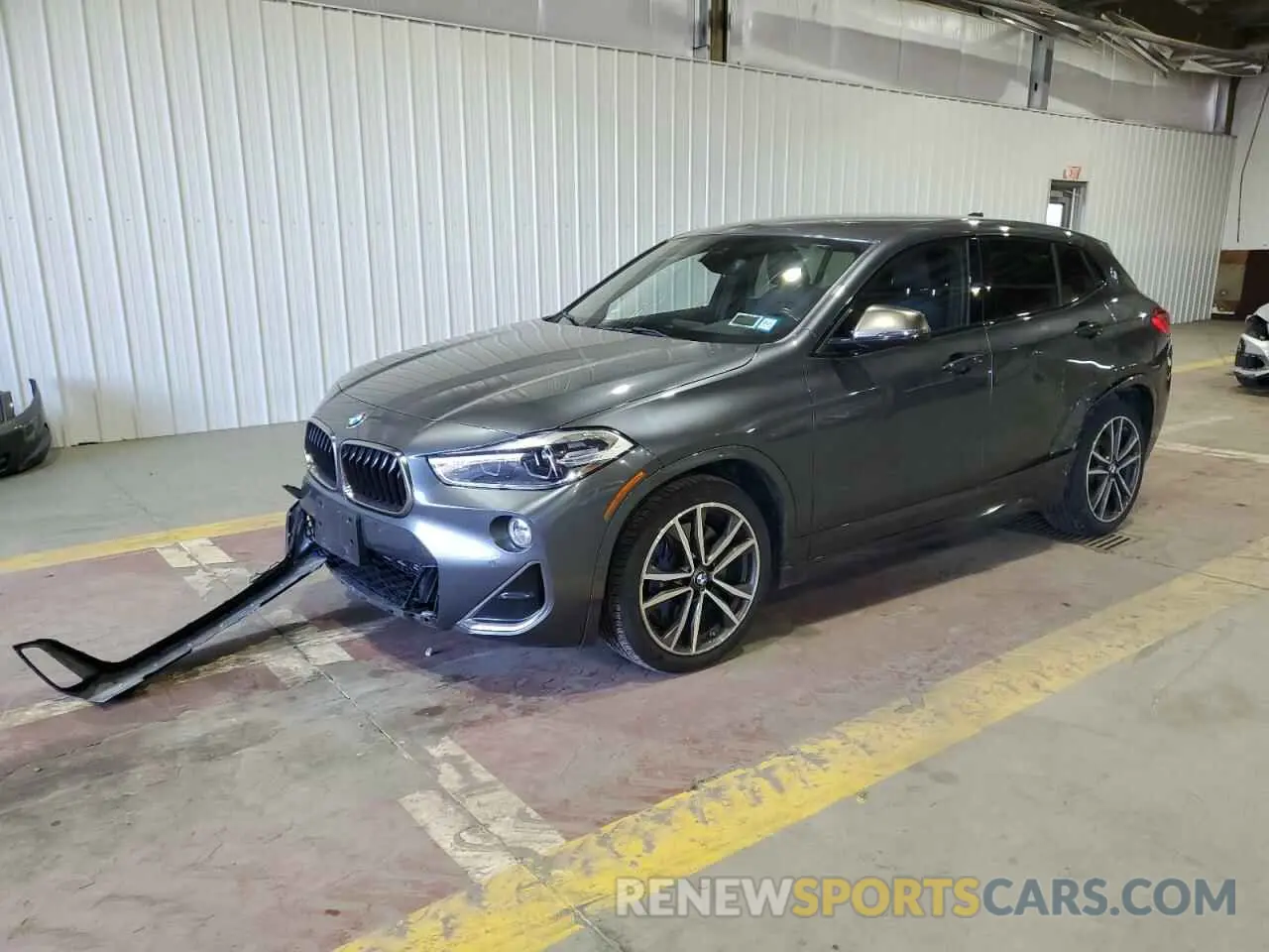 1 Photograph of a damaged car WBXYN1C06L5P33265 BMW X2 2020