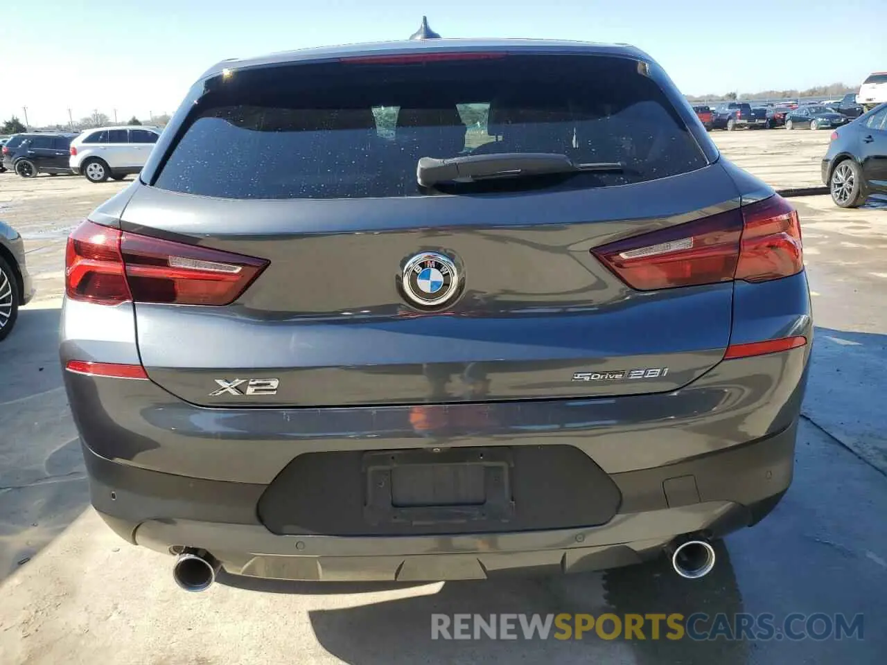 6 Photograph of a damaged car WBXYH9C00M5S76654 BMW X2 2021
