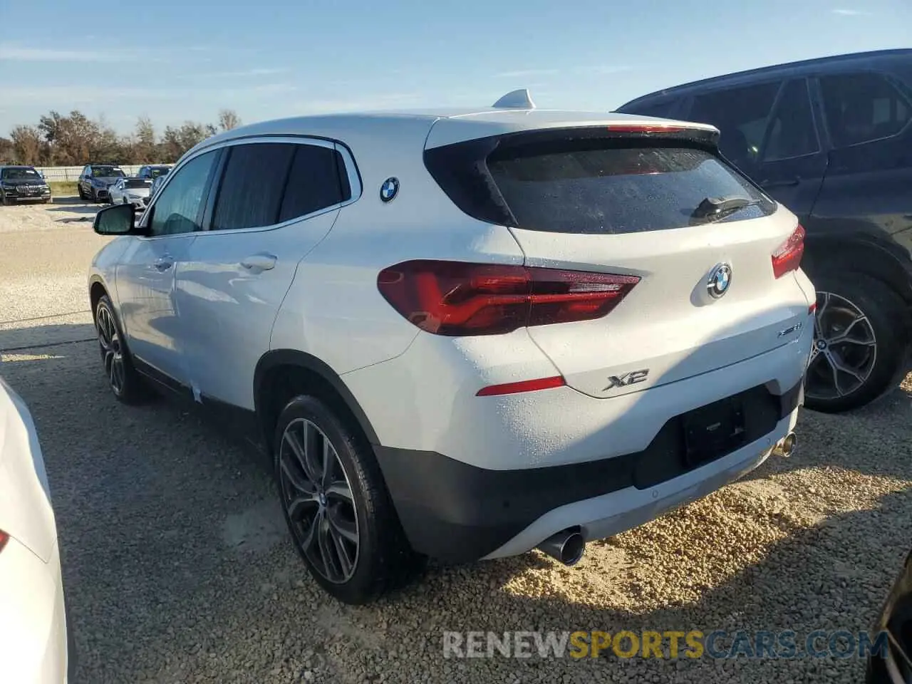 2 Photograph of a damaged car WBXYH9C04M5S52793 BMW X2 2021