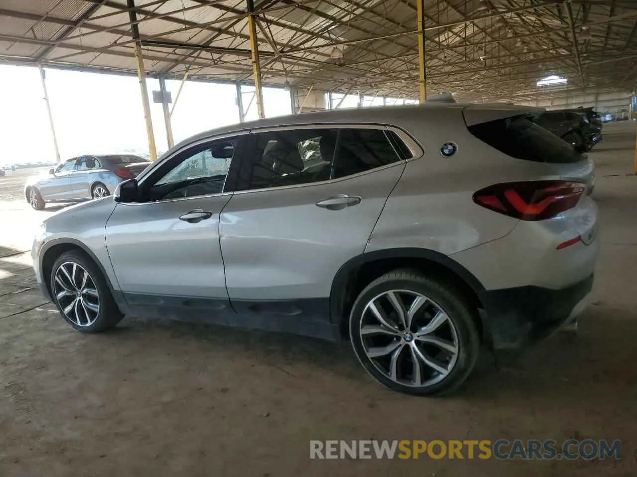 2 Photograph of a damaged car WBXYH9C07M5T03462 BMW X2 2021