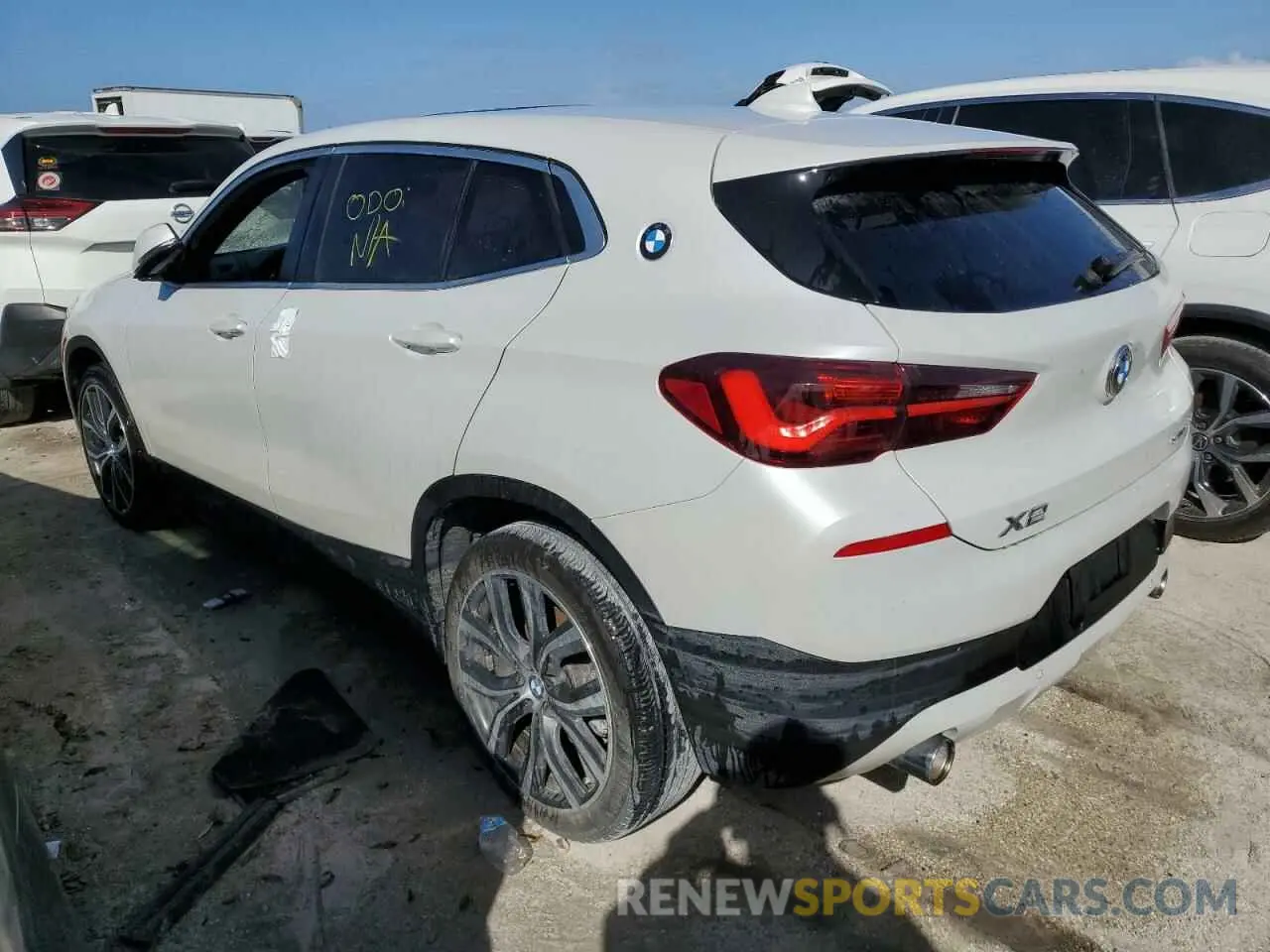 2 Photograph of a damaged car WBXYH9C08M5S77485 BMW X2 2021