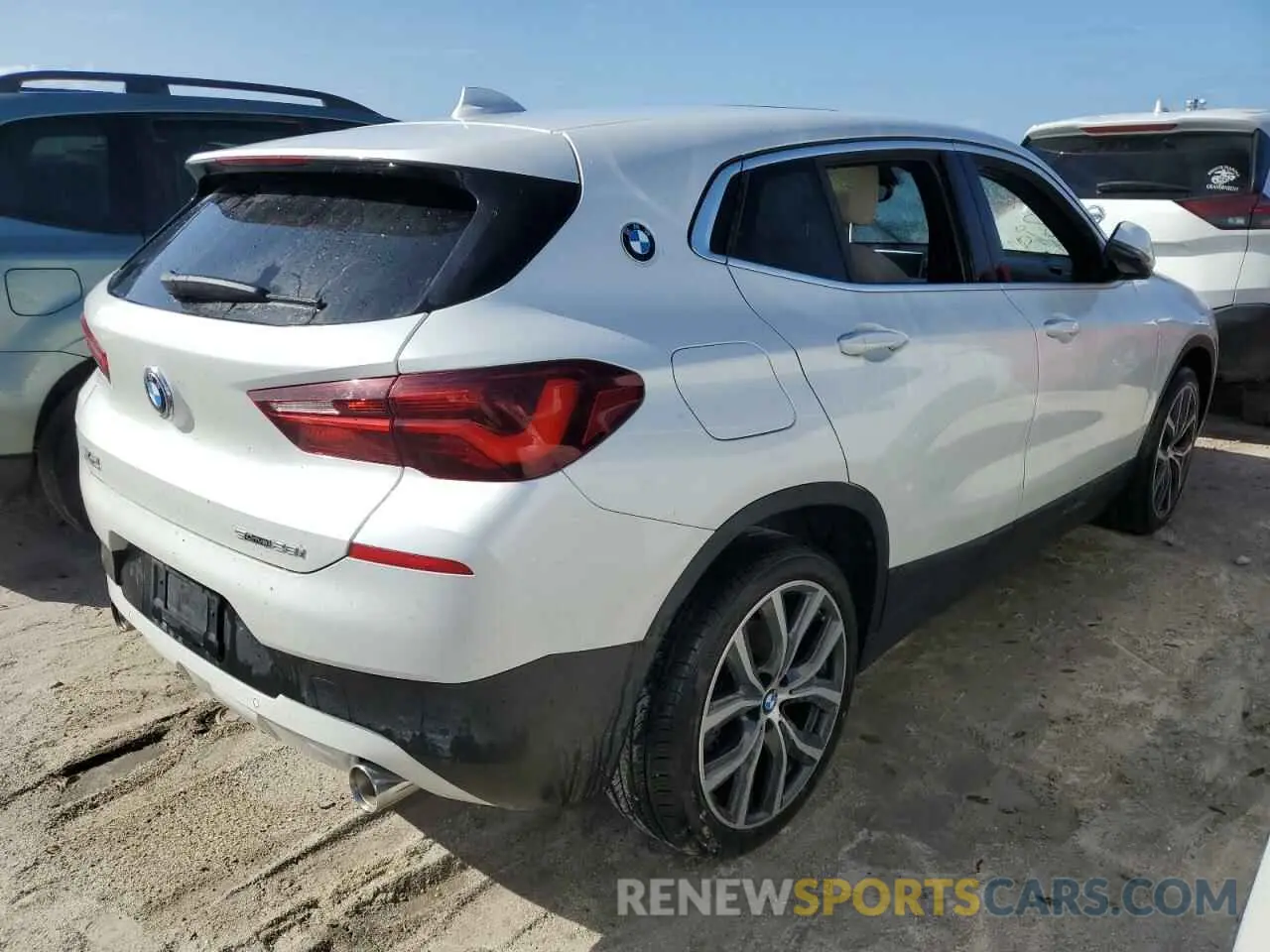 3 Photograph of a damaged car WBXYH9C08M5S77485 BMW X2 2021